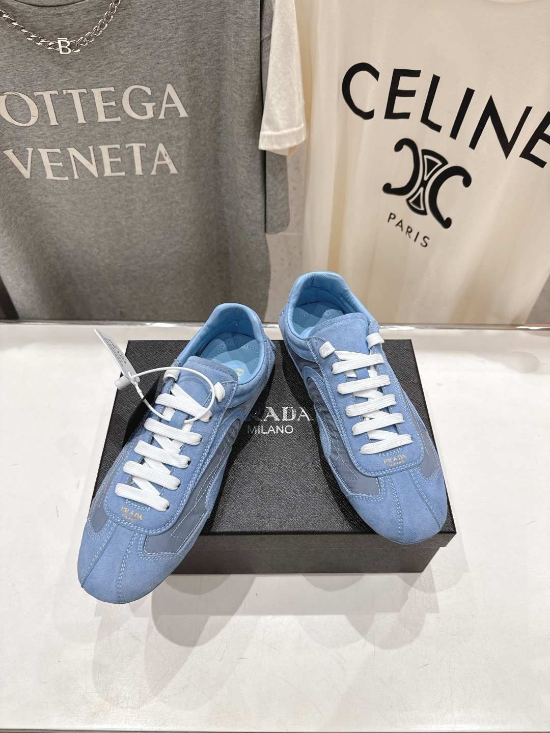 高版本出厂 Prada/普拉达P家26ssF029～new新款系带休闲运动鞋，上脚非常舒服软胶底素有踩云