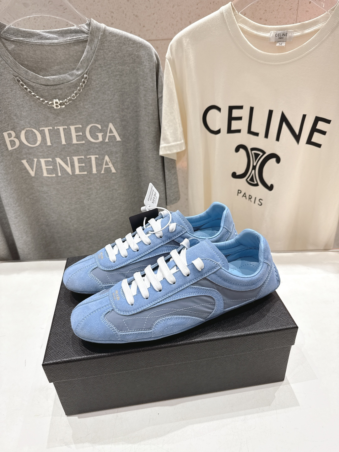 高版本出厂 Prada/普拉达P家26ssF029～new新款系带休闲运动鞋，上脚非常舒服软胶底素有踩云