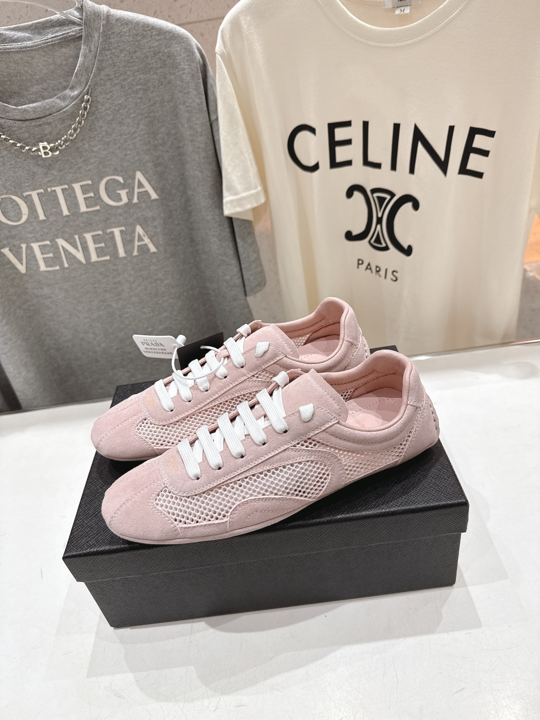 高版本出厂 Prada/普拉达P家26ssF029～new新款系带休闲运动鞋，上脚非常舒服软胶底素有踩云