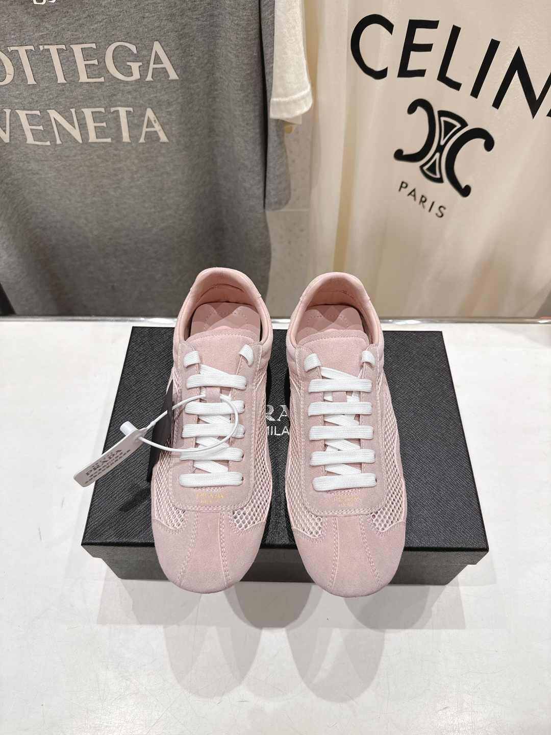 高版本出厂 Prada/普拉达P家26ssF029～new新款系带休闲运动鞋，上脚非常舒服软胶底素有踩云