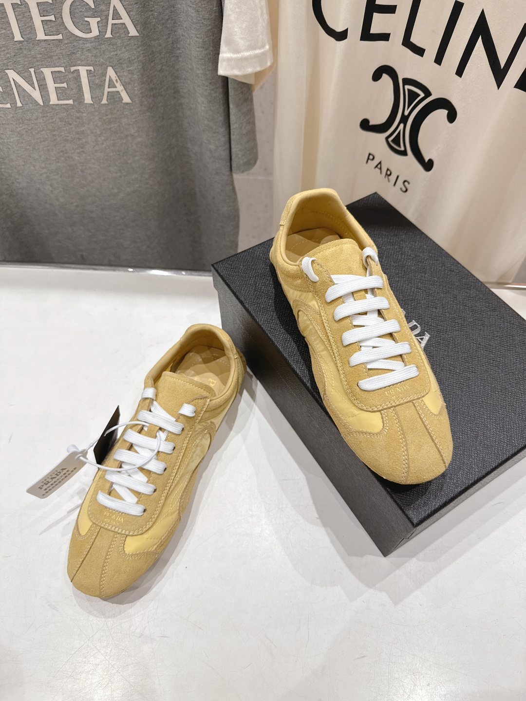 高版本出厂 Prada/普拉达P家26ssF029～new新款系带休闲运动鞋，上脚非常舒服软胶底素有踩云