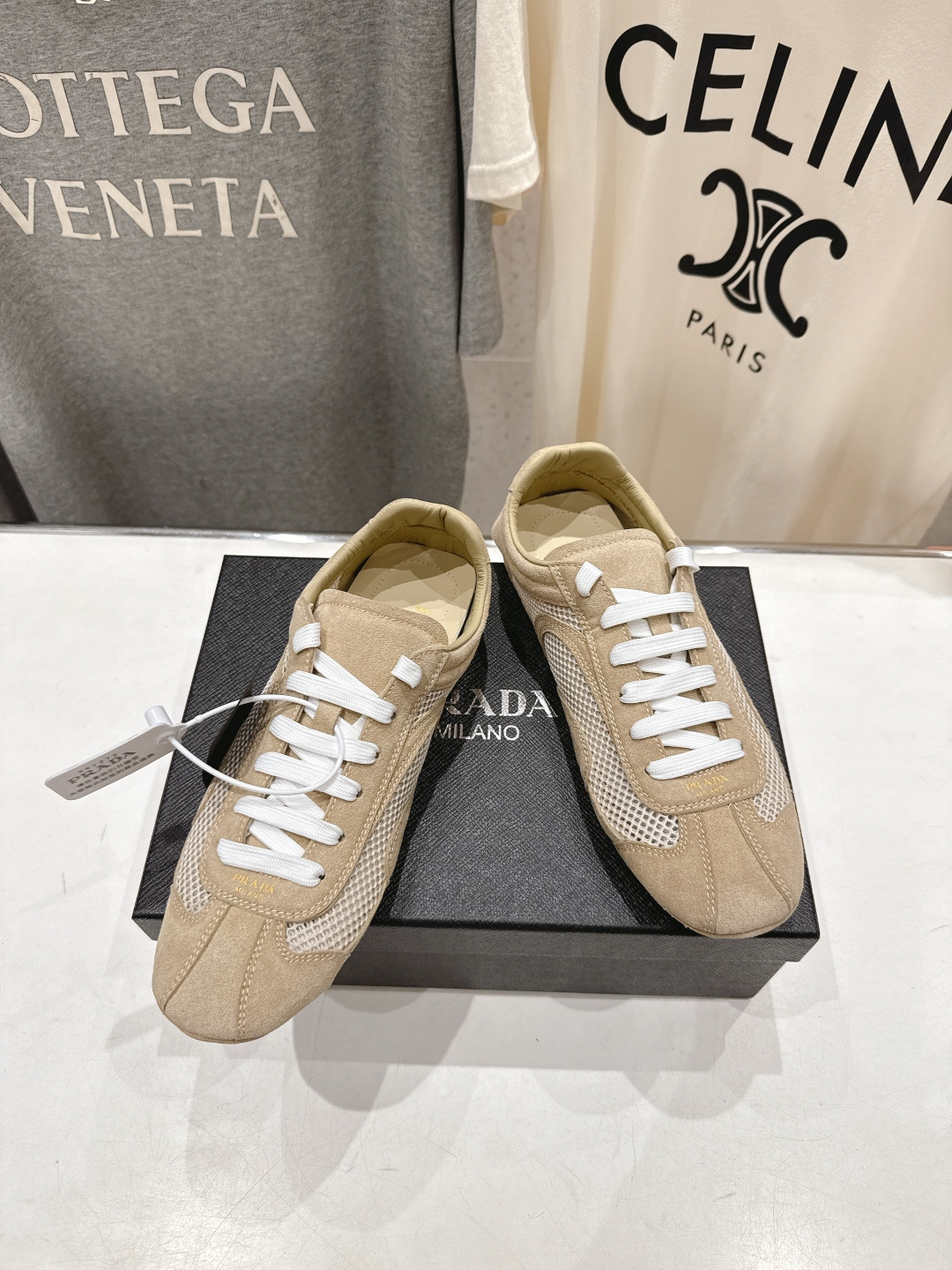 高版本出厂 Prada/普拉达P家26ssF029～new新款系带休闲运动鞋，上脚非常舒服软胶底素有踩云