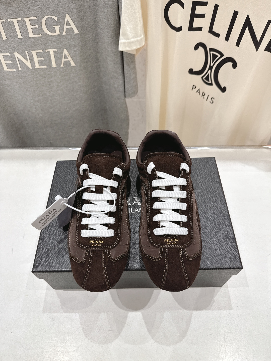 高版本出厂 Prada/普拉达P家26ssF029～new新款系带休闲运动鞋，上脚非常舒服软胶底素有踩云