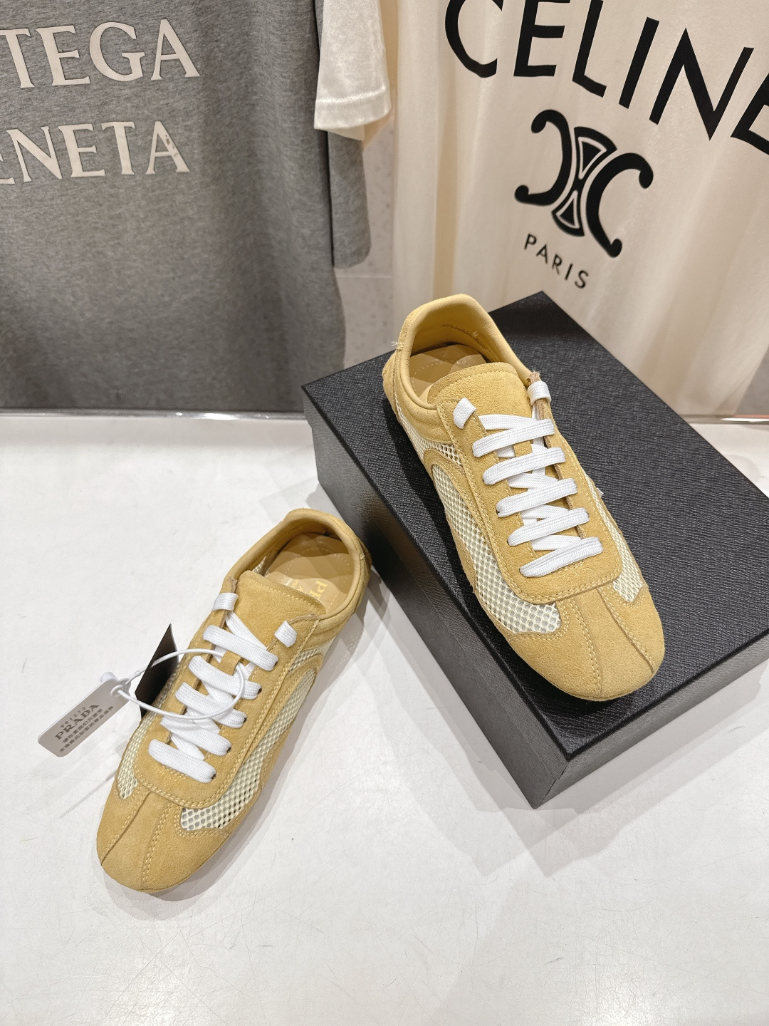 高版本出厂 Prada/普拉达P家26ssF029～new新款系带休闲运动鞋，上脚非常舒服软胶底素有踩云