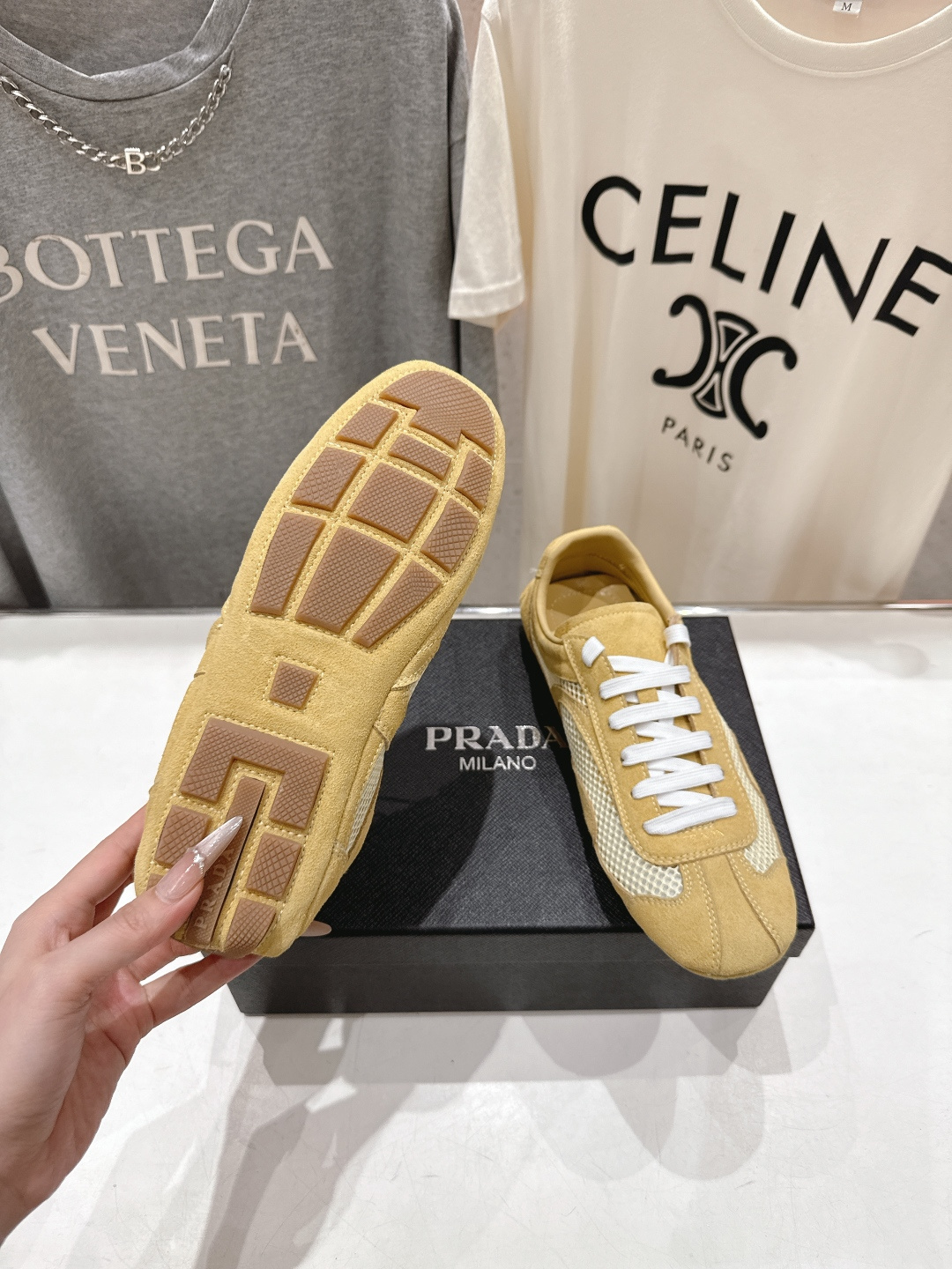 高版本出厂 Prada/普拉达P家26ssF029～new新款系带休闲运动鞋，上脚非常舒服软胶底素有踩云