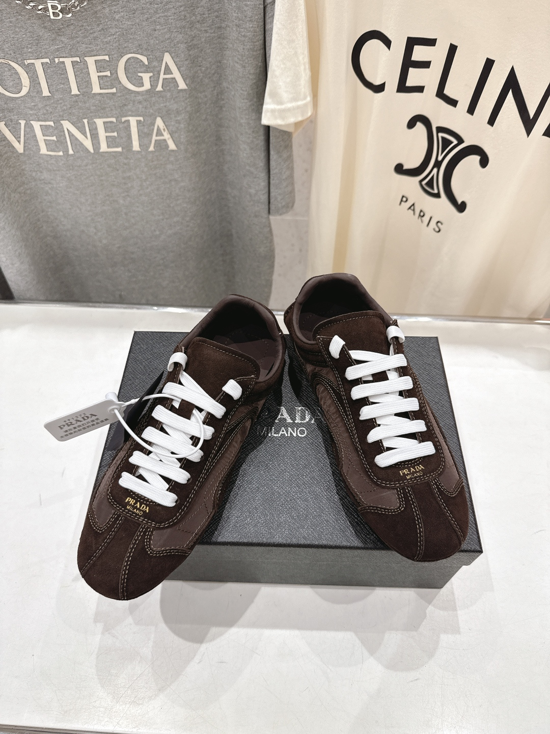 高版本出厂 Prada/普拉达P家26ssF029～new新款系带休闲运动鞋，上脚非常舒服软胶底素有踩云