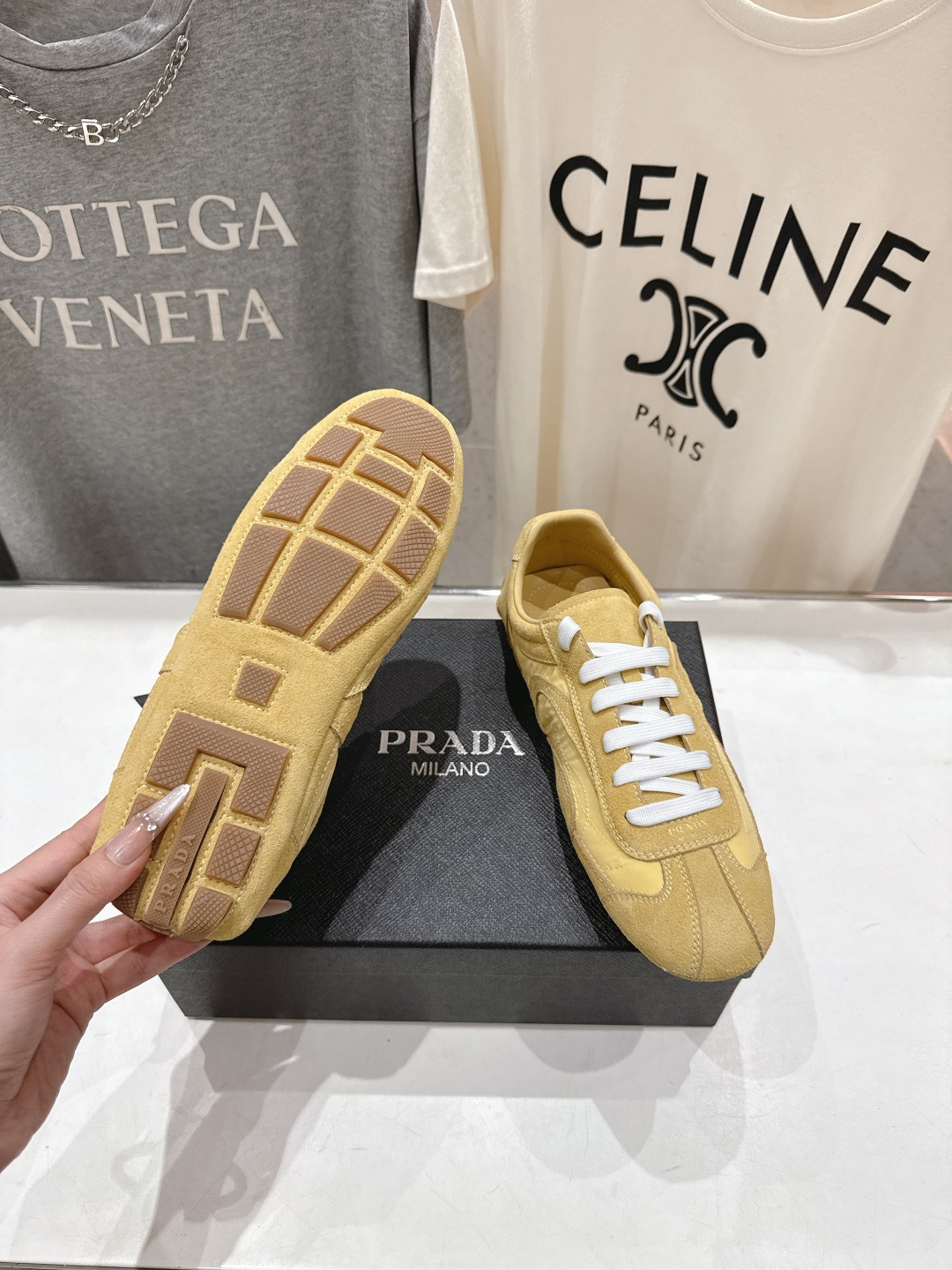 高版本出厂 Prada/普拉达P家26ssF029～new新款系带休闲运动鞋，上脚非常舒服软胶底素有踩云