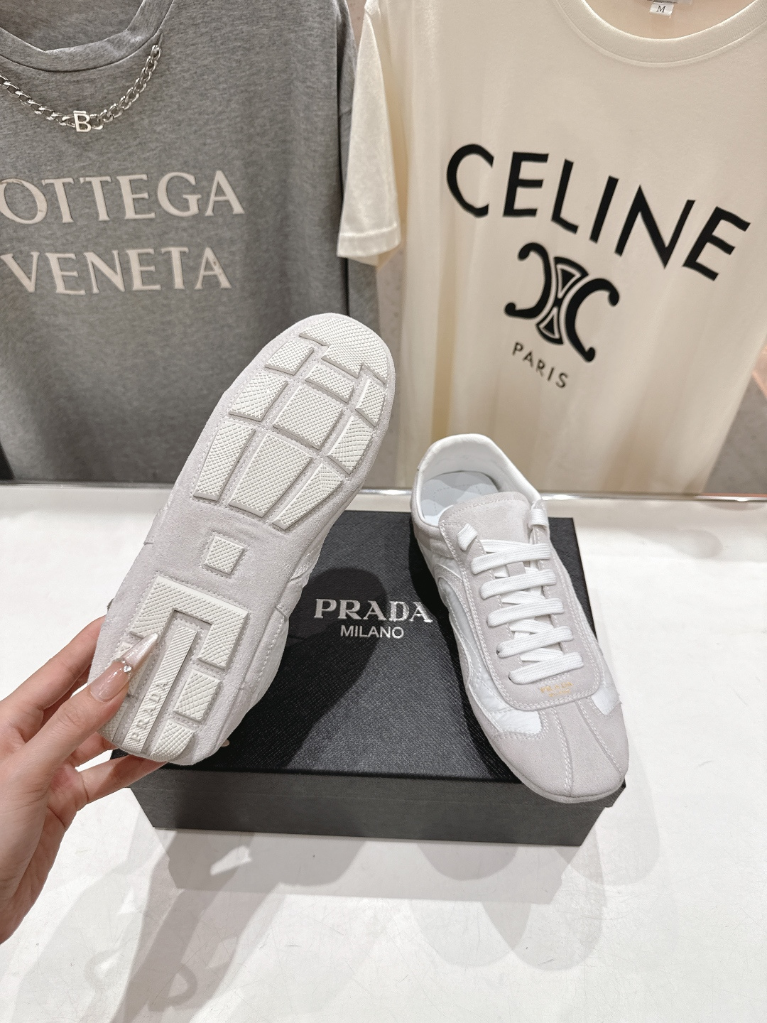 高版本出厂 Prada/普拉达P家26ssF029～new新款系带休闲运动鞋，上脚非常舒服软胶底素有踩云