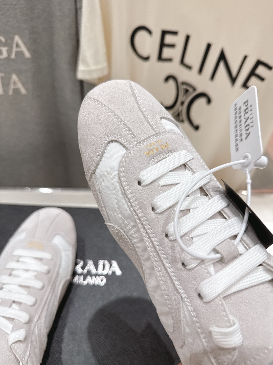 高版本出厂 Prada/普拉达P家26ssF029～new新款系带休闲运动鞋，上脚非常舒服软胶底素有踩云