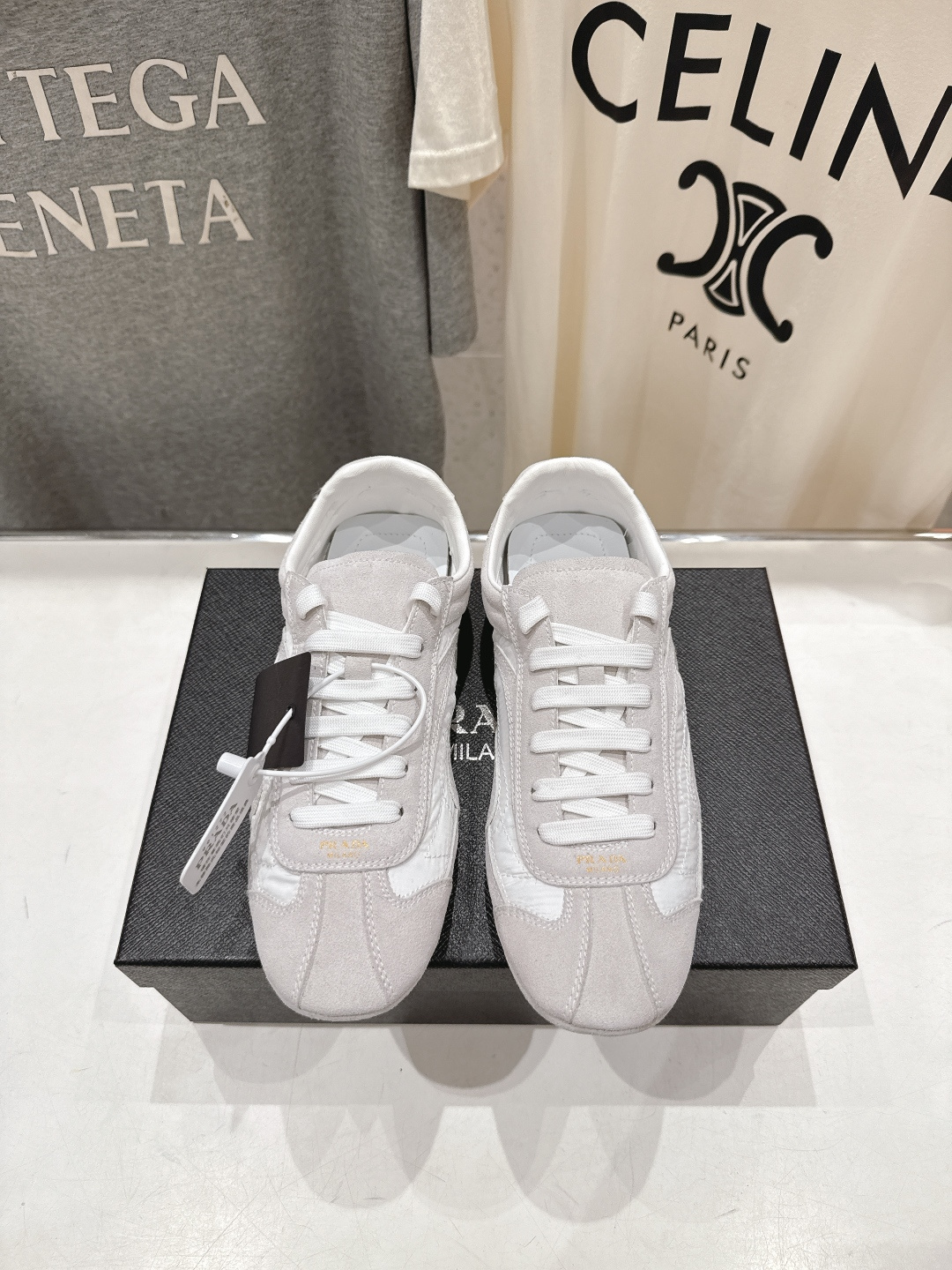 高版本出厂 Prada/普拉达P家26ssF029～new新款系带休闲运动鞋，上脚非常舒服软胶底素有踩云