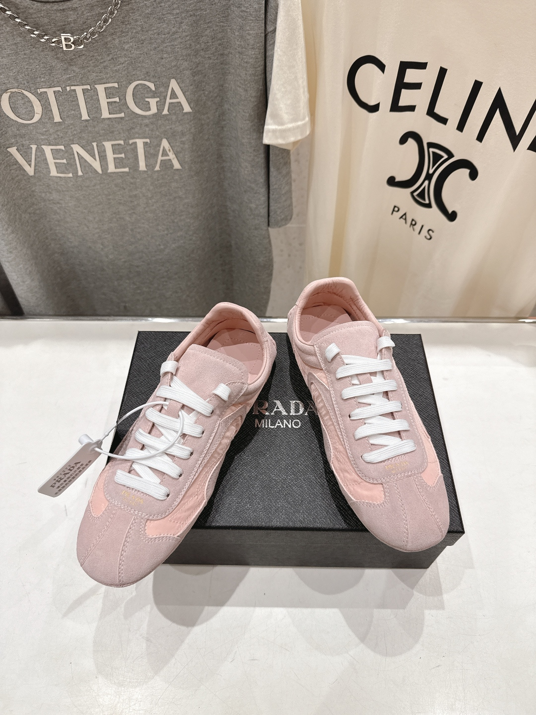 高版本出厂 Prada/普拉达P家26ssF029～new新款系带休闲运动鞋，上脚非常舒服软胶底素有踩云