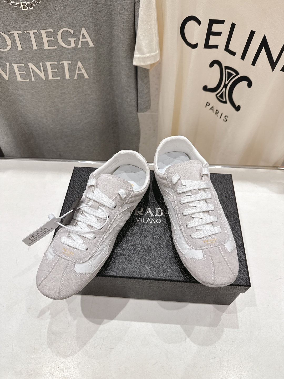 高版本出厂 Prada/普拉达P家26ssF029～new新款系带休闲运动鞋，上脚非常舒服软胶底素有踩云