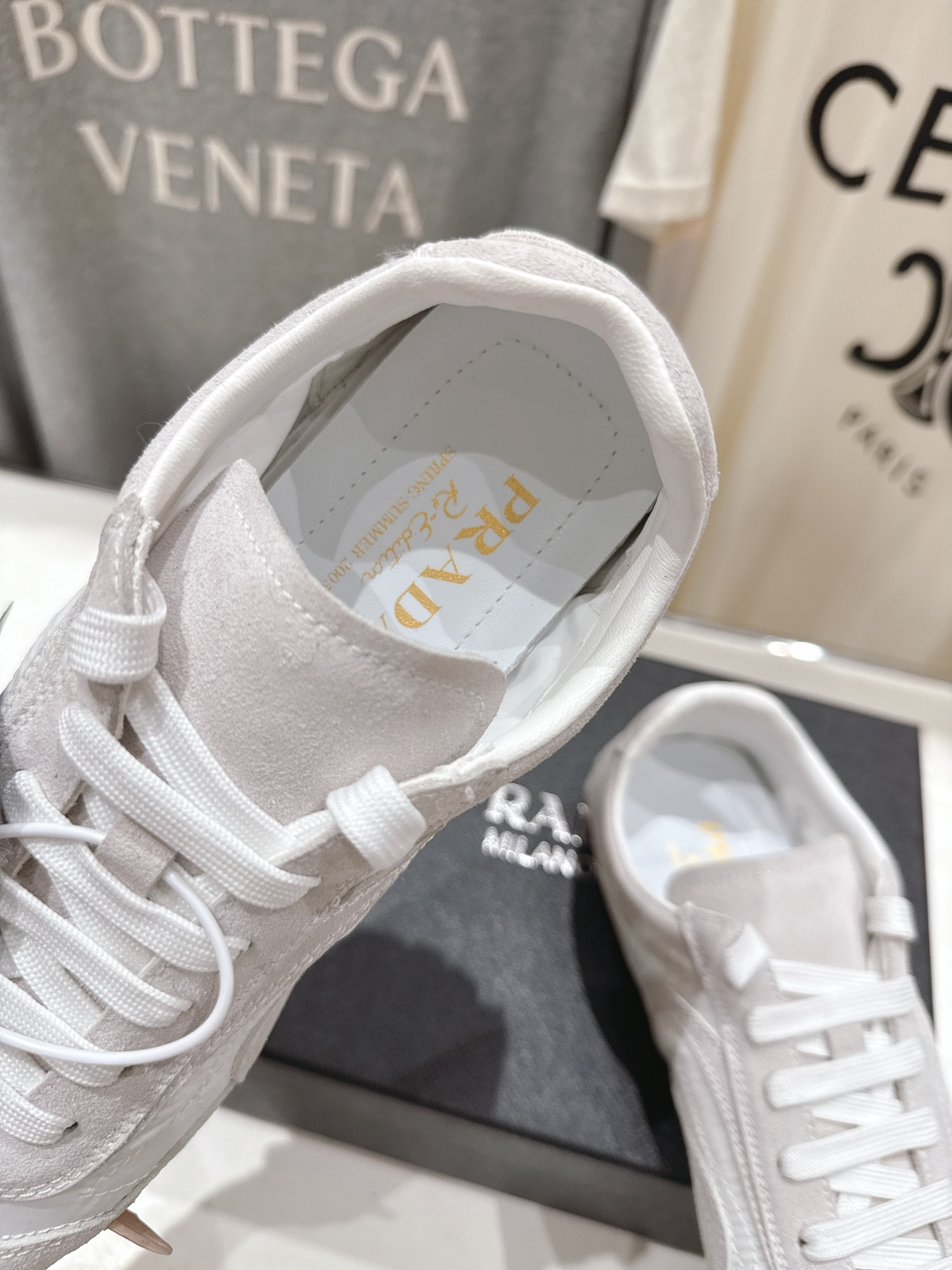 高版本出厂 Prada/普拉达P家26ssF029～new新款系带休闲运动鞋，上脚非常舒服软胶底素有踩云