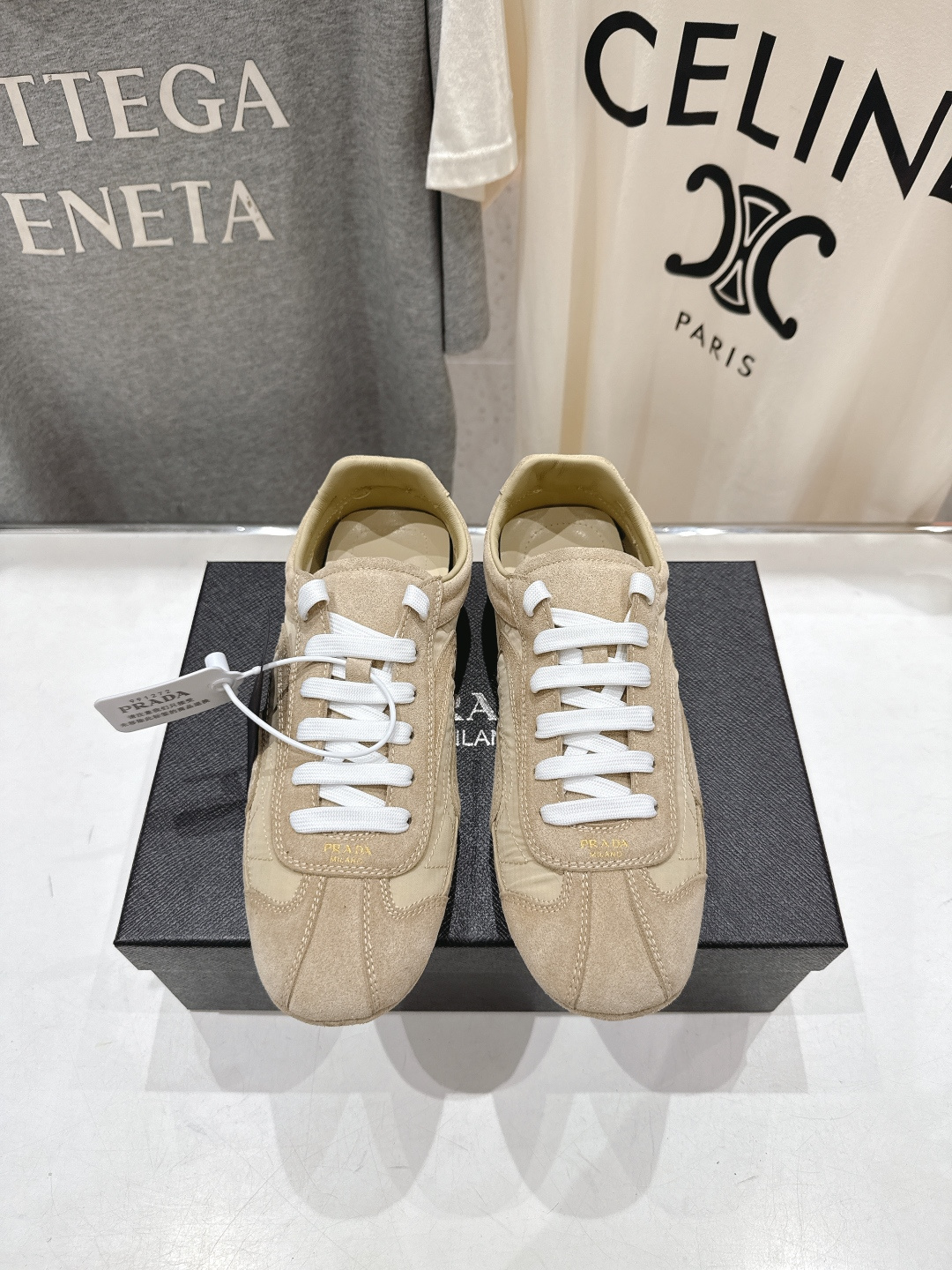 高版本出厂 Prada/普拉达P家26ssF029～new新款系带休闲运动鞋，上脚非常舒服软胶底素有踩云