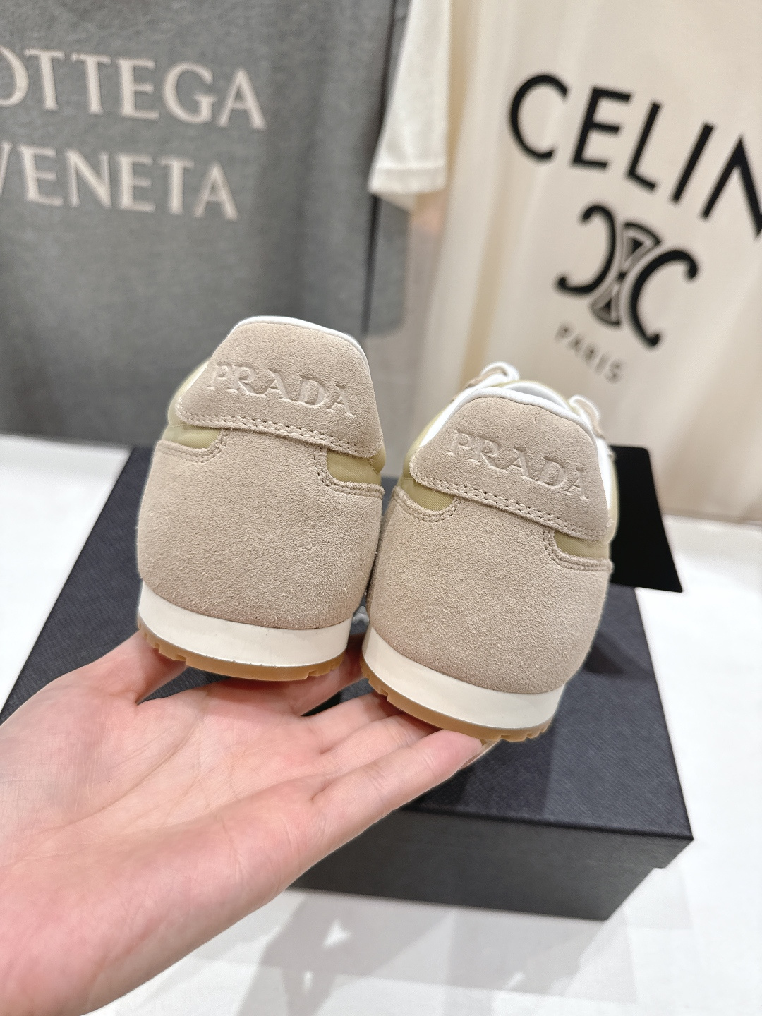 高版本出厂 Prada/普拉达P家26ssF029～new新款系带休闲运动鞋，上脚非常舒服软胶底素有踩云