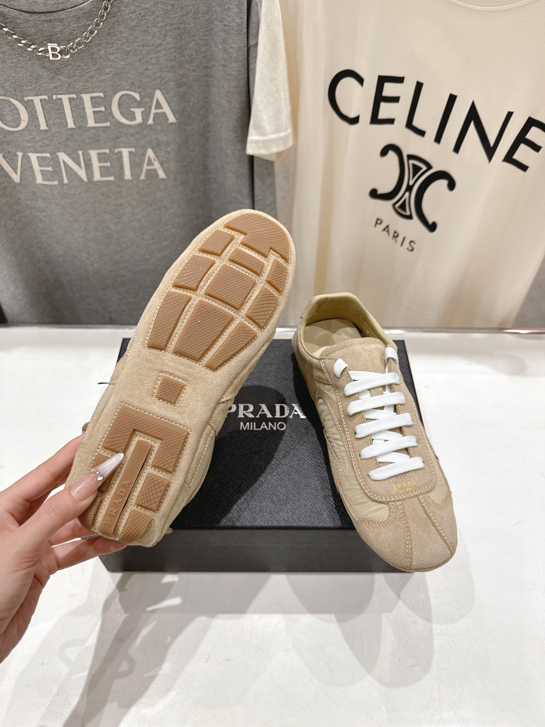 高版本出厂 Prada/普拉达P家26ssF029～new新款系带休闲运动鞋，上脚非常舒服软胶底素有踩云