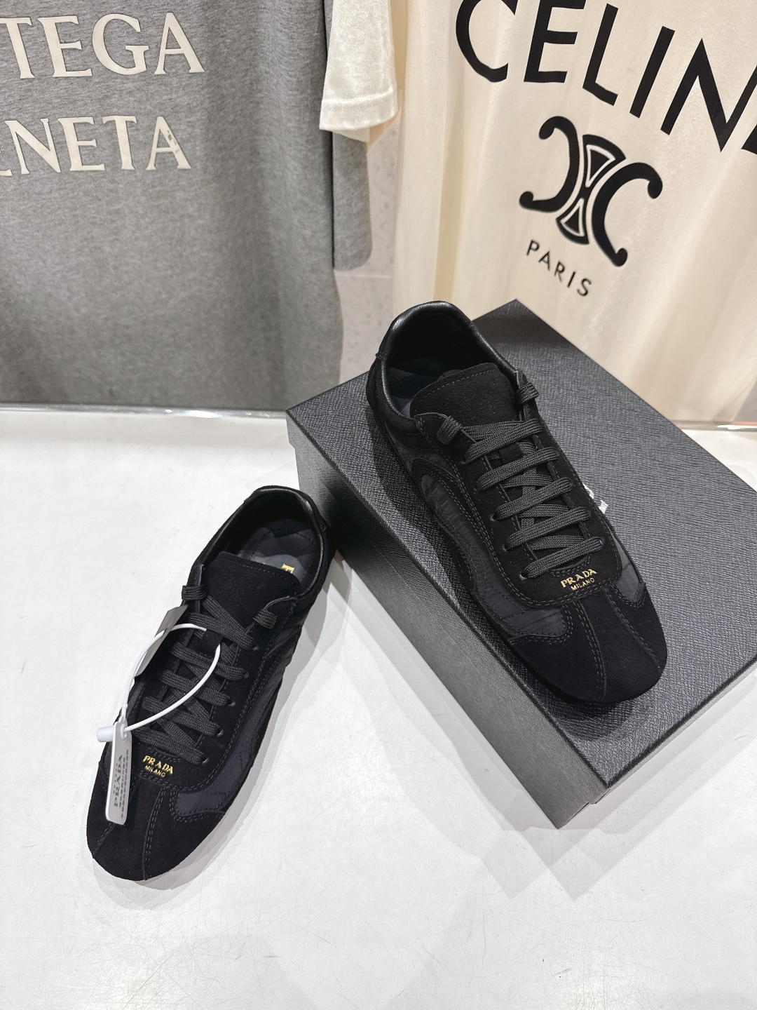 高版本出厂 Prada/普拉达P家26ssF029～new新款系带休闲运动鞋，上脚非常舒服软胶底素有踩云