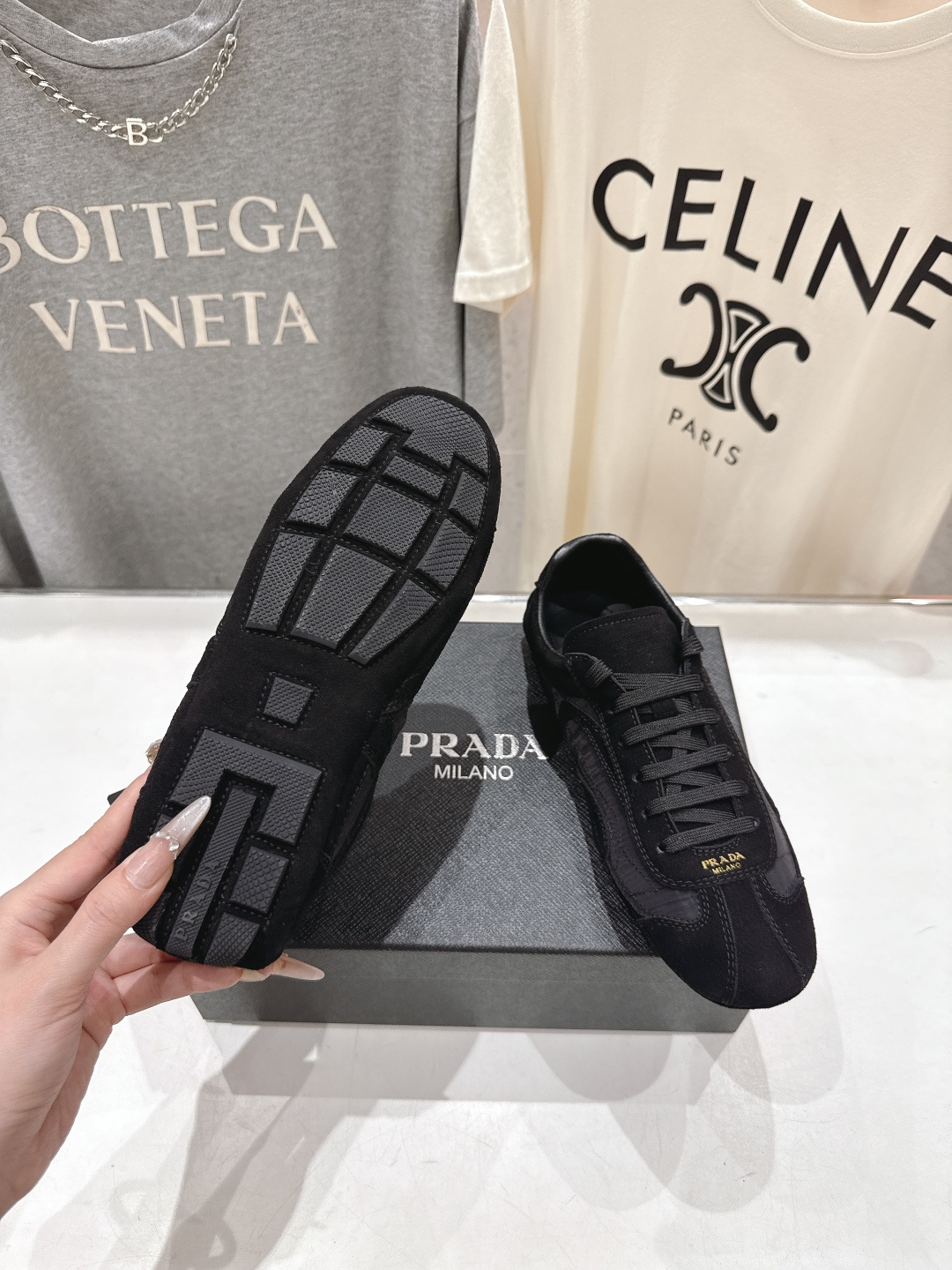 高版本出厂 Prada/普拉达P家26ssF029～new新款系带休闲运动鞋，上脚非常舒服软胶底素有踩云