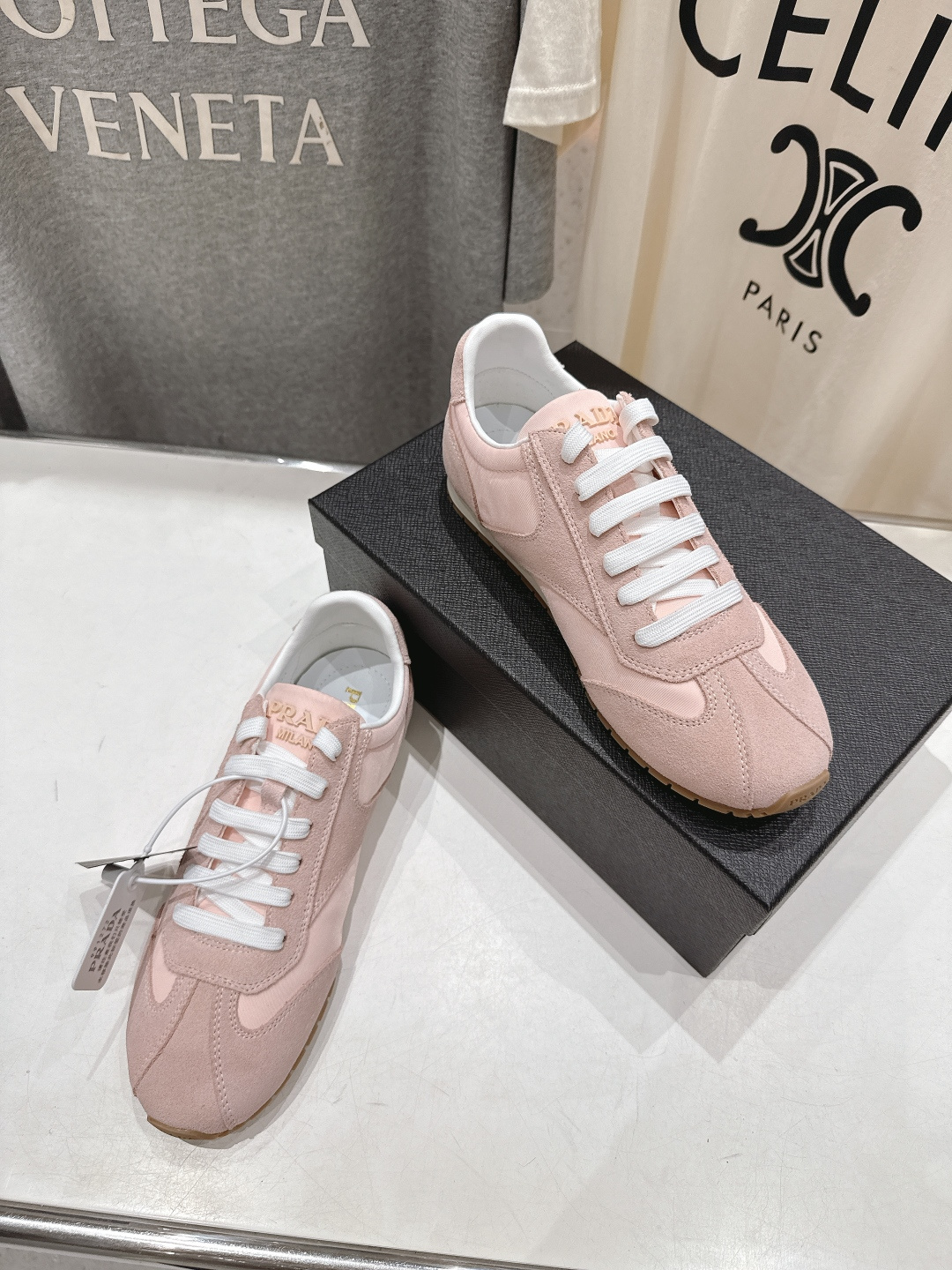 高版本出厂 Prada/普拉达P家26ssF029～new新款系带休闲运动鞋，上脚非常舒服软胶底素有踩云