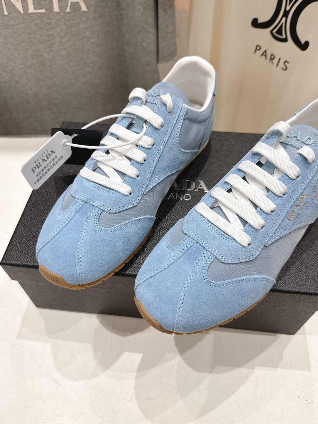 高版本出厂 Prada/普拉达P家26ssF029～new新款系带休闲运动鞋，上脚非常舒服软胶底素有踩云