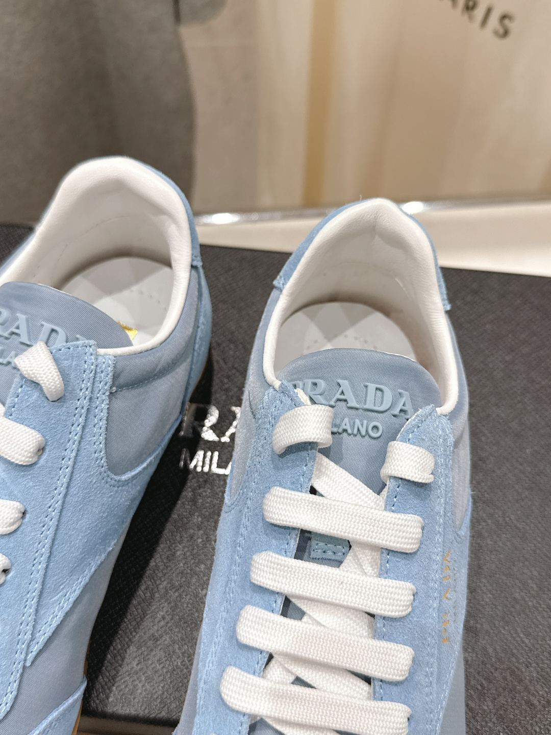 高版本出厂 Prada/普拉达P家26ssF029～new新款系带休闲运动鞋，上脚非常舒服软胶底素有踩云