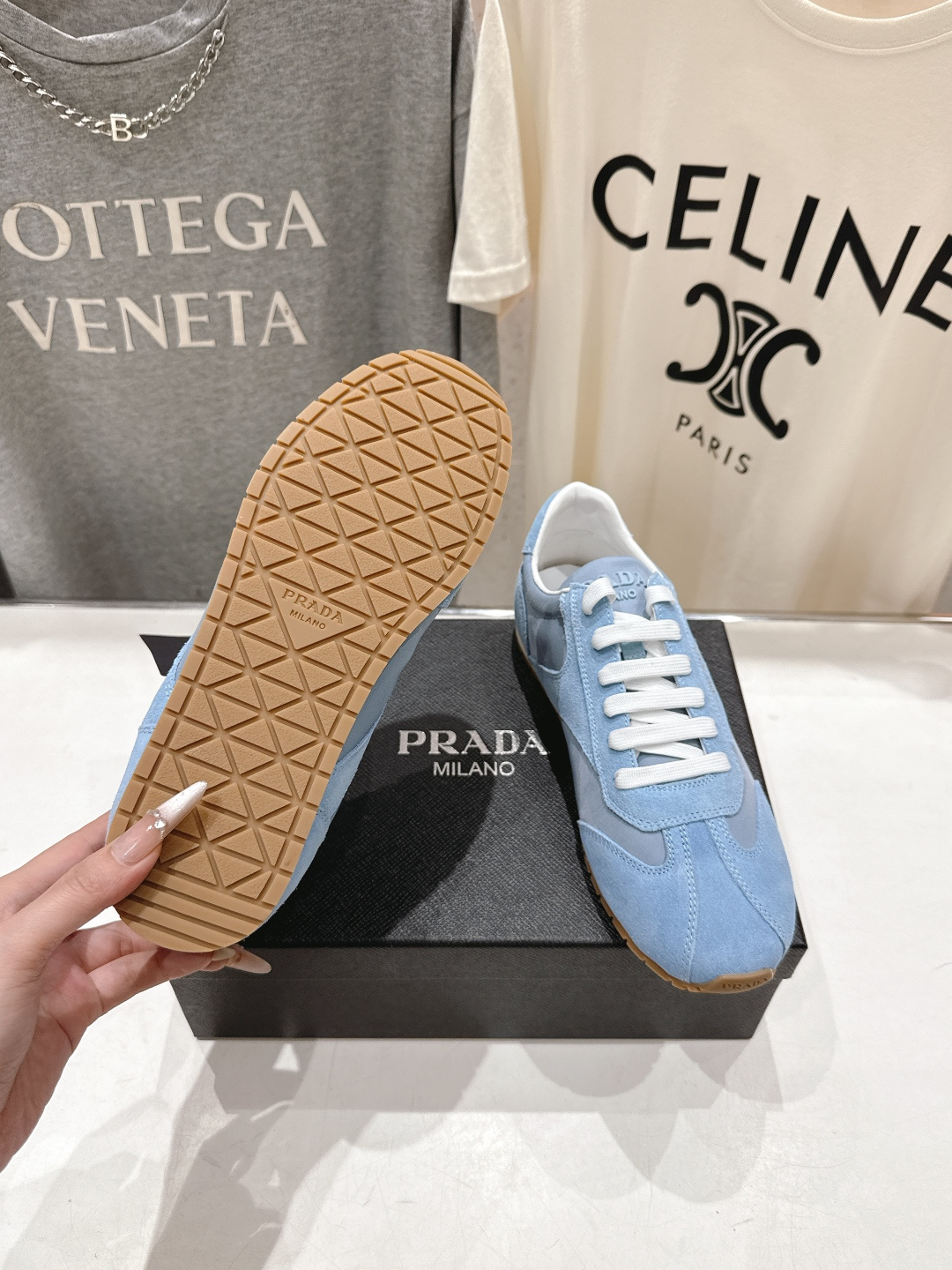 高版本出厂 Prada/普拉达P家26ssF029～new新款系带休闲运动鞋，上脚非常舒服软胶底素有踩云