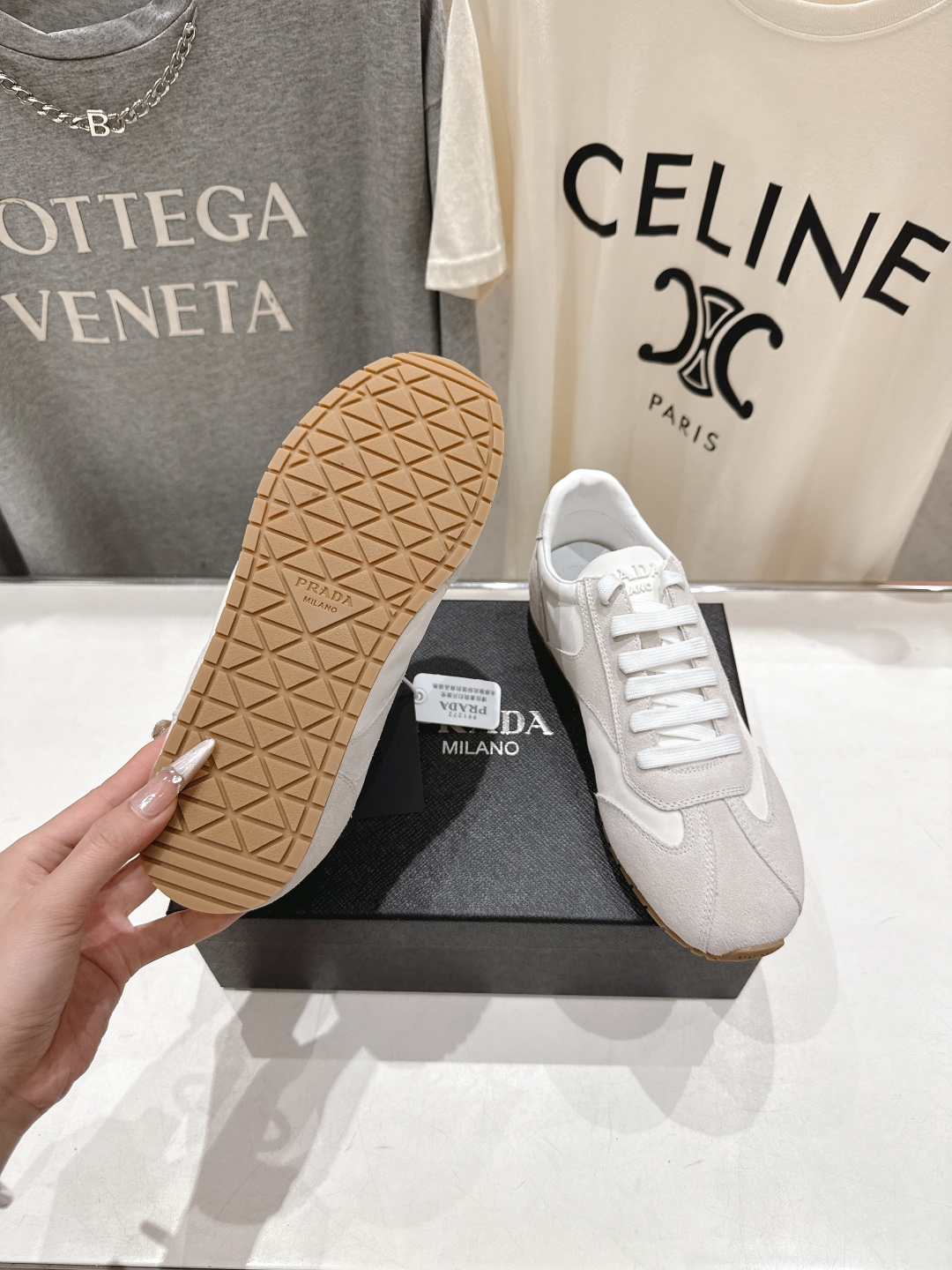 高版本出厂 Prada/普拉达P家26ssF029～new新款系带休闲运动鞋，上脚非常舒服软胶底素有踩云