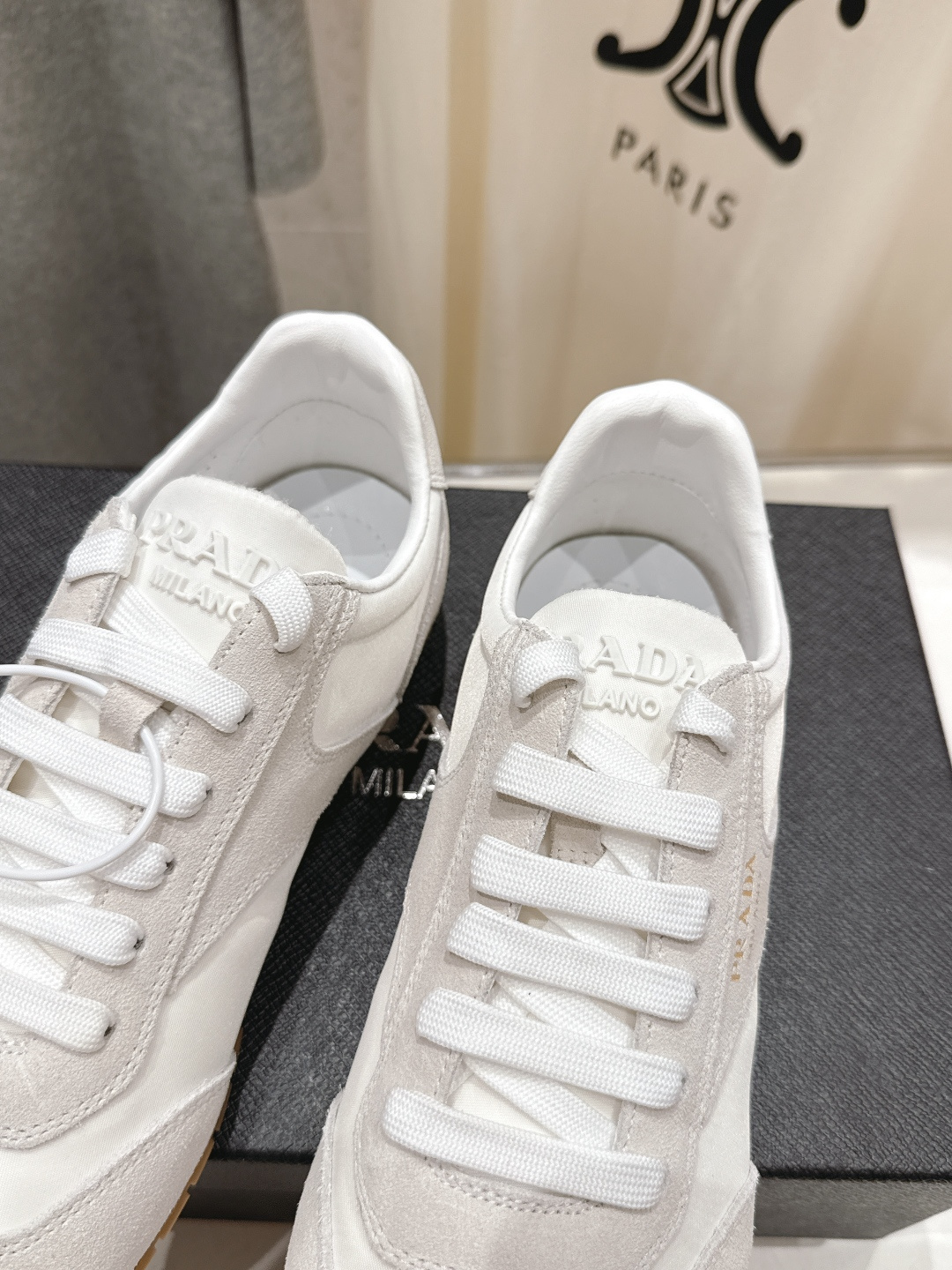 高版本出厂 Prada/普拉达P家26ssF029～new新款系带休闲运动鞋，上脚非常舒服软胶底素有踩云