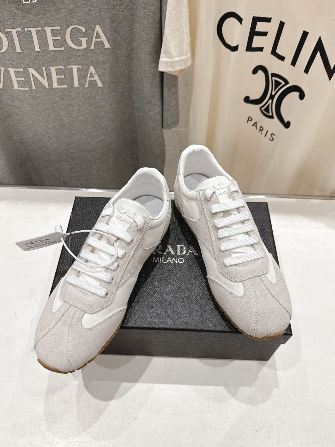 高版本出厂 Prada/普拉达P家26ssF029～new新款系带休闲运动鞋，上脚非常舒服软胶底素有踩云