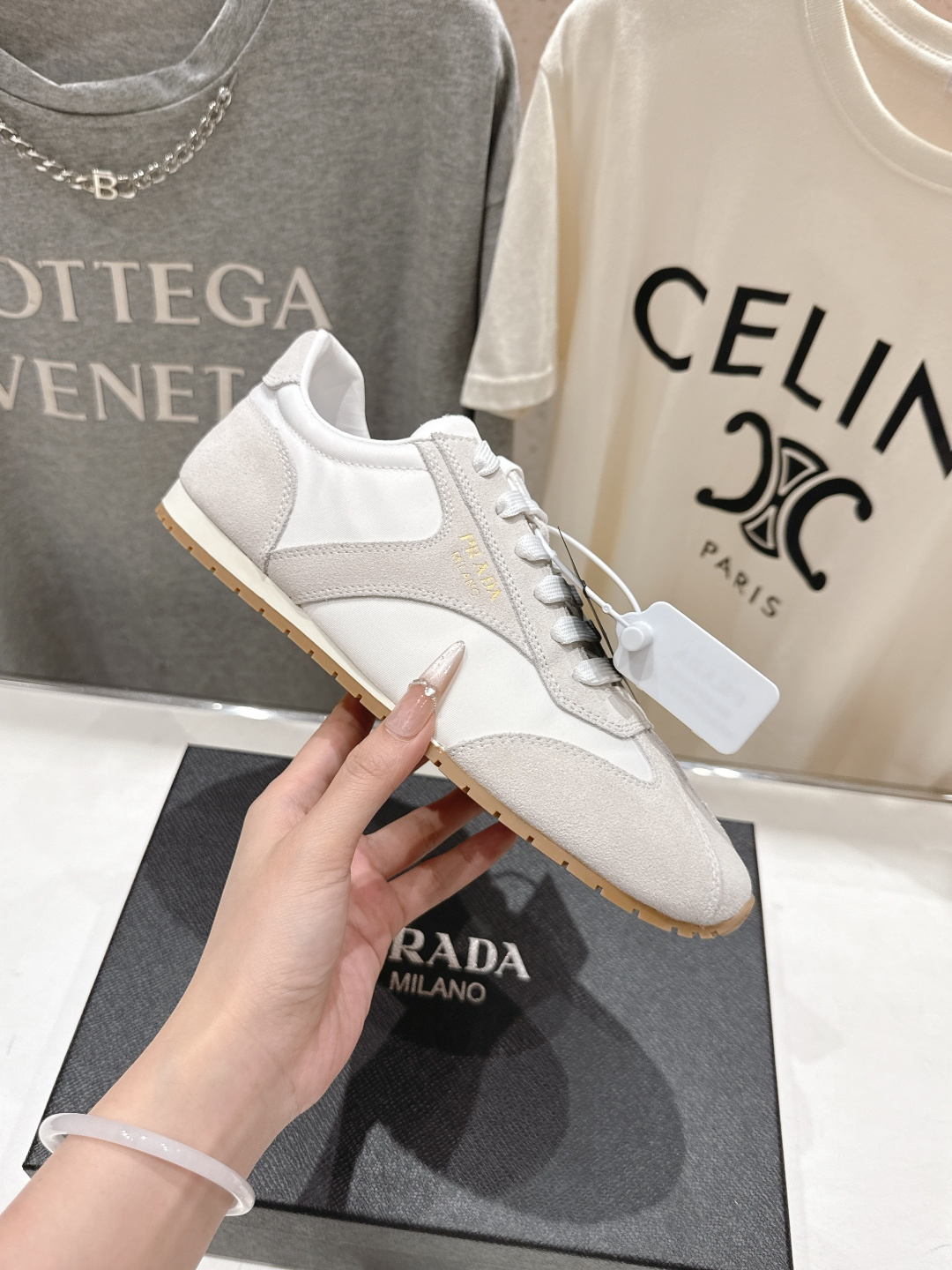 高版本出厂 Prada/普拉达P家26ssF029～new新款系带休闲运动鞋，上脚非常舒服软胶底素有踩云