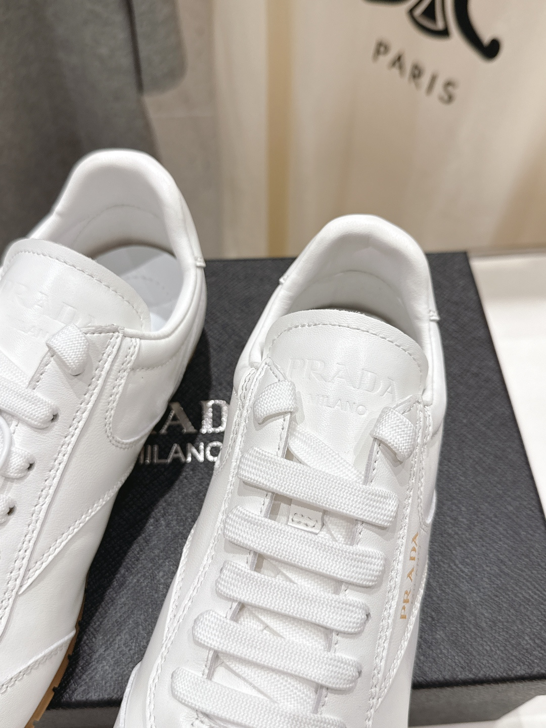 高版本出厂 皮面 Prada/普拉达P家26ssF029～new新款系带休闲运动鞋，上脚非常舒服软胶底素