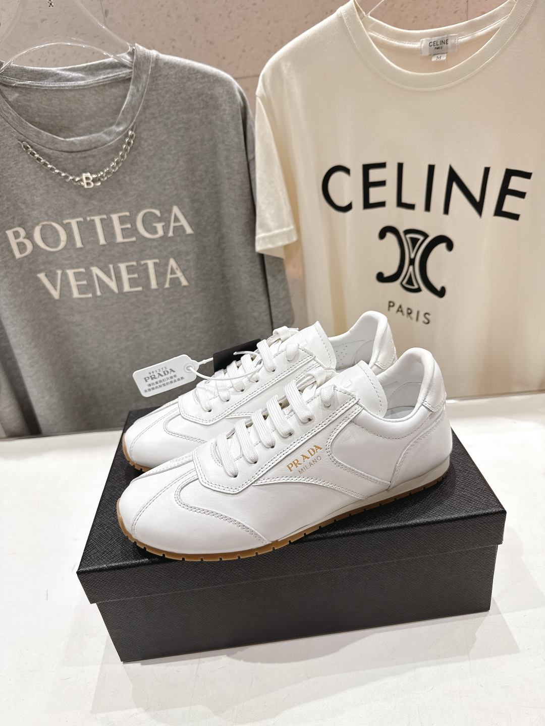 高版本出厂 皮面 Prada/普拉达P家26ssF029～new新款系带休闲运动鞋，上脚非常舒服软胶底素