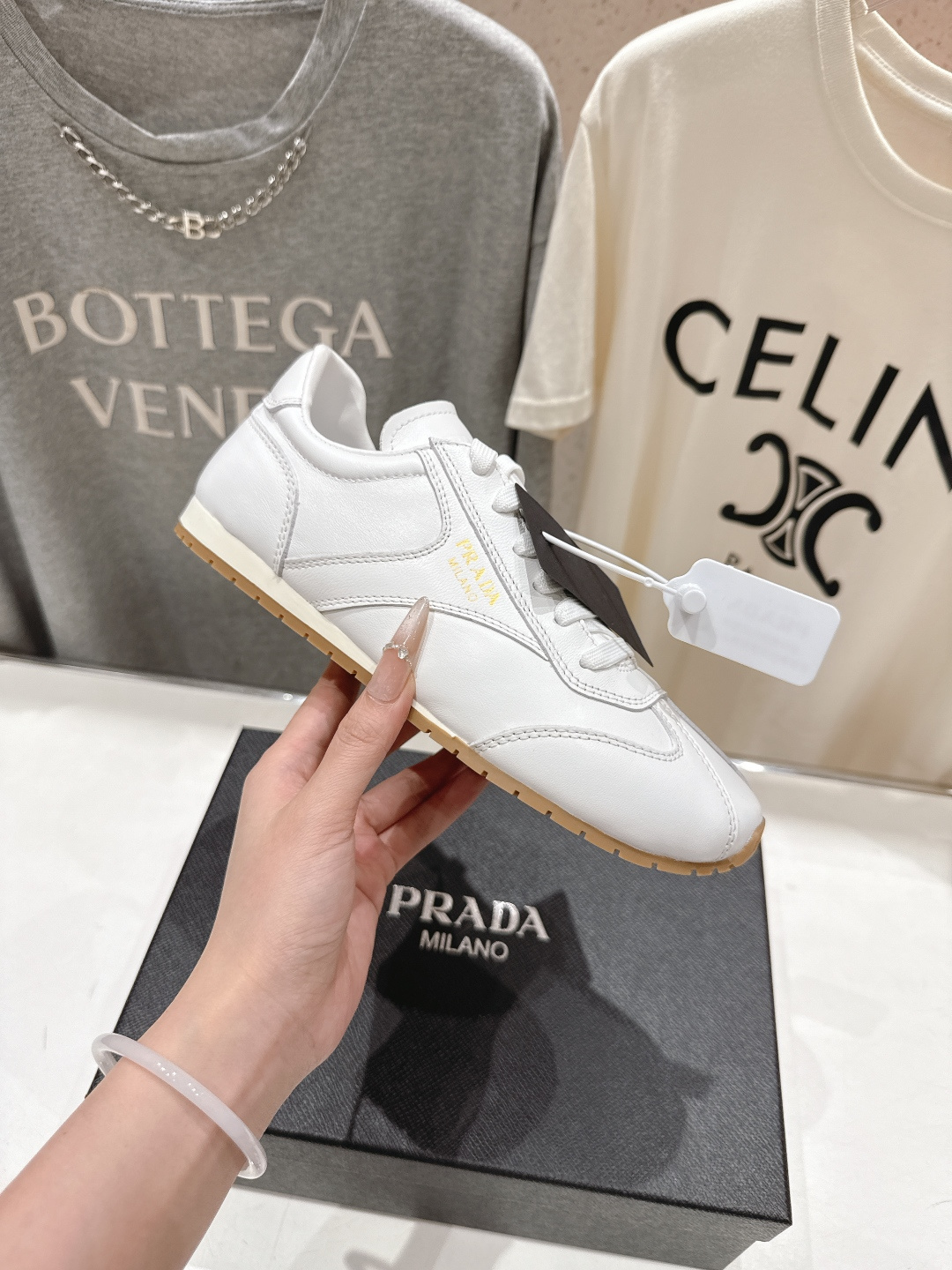 高版本出厂 皮面 Prada/普拉达P家26ssF029～new新款系带休闲运动鞋，上脚非常舒服软胶底素