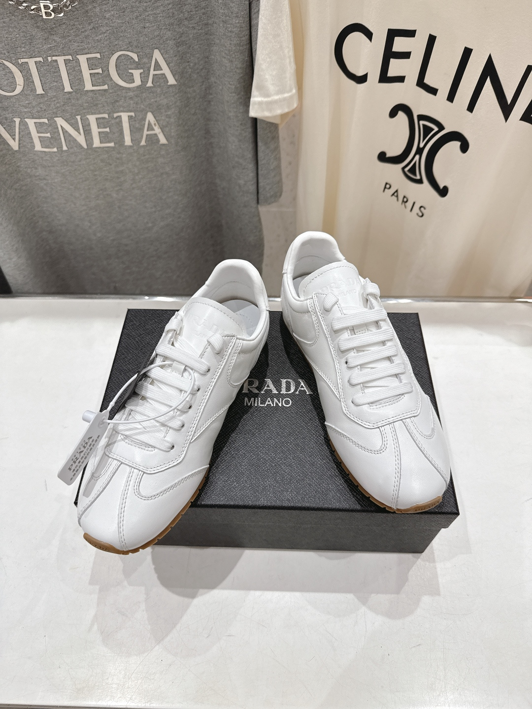 高版本出厂 皮面 Prada/普拉达P家26ssF029～new新款系带休闲运动鞋，上脚非常舒服软胶底素