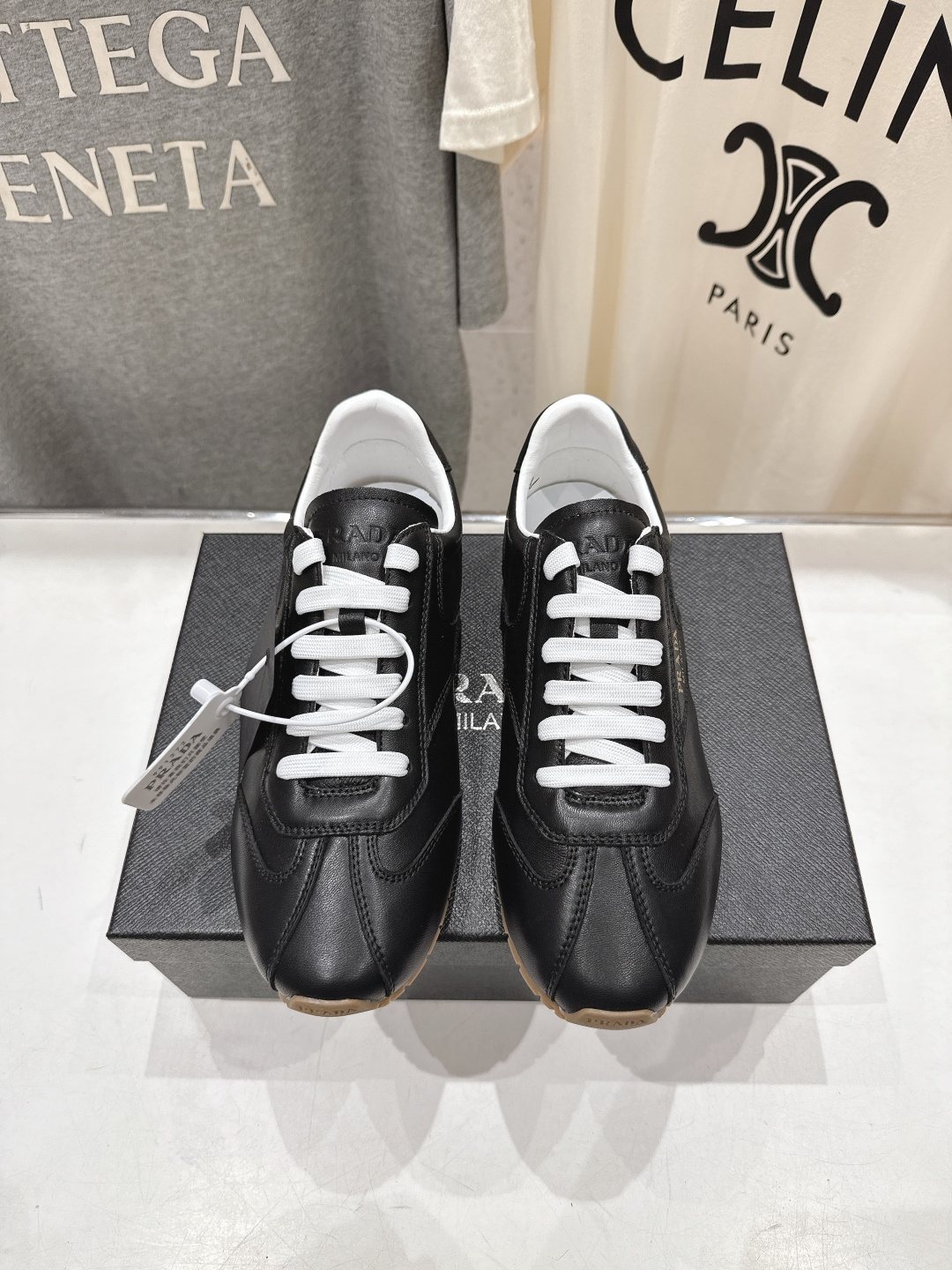 高版本出厂 皮面 Prada/普拉达P家26ssF029～new新款系带休闲运动鞋，上脚非常舒服软胶底素