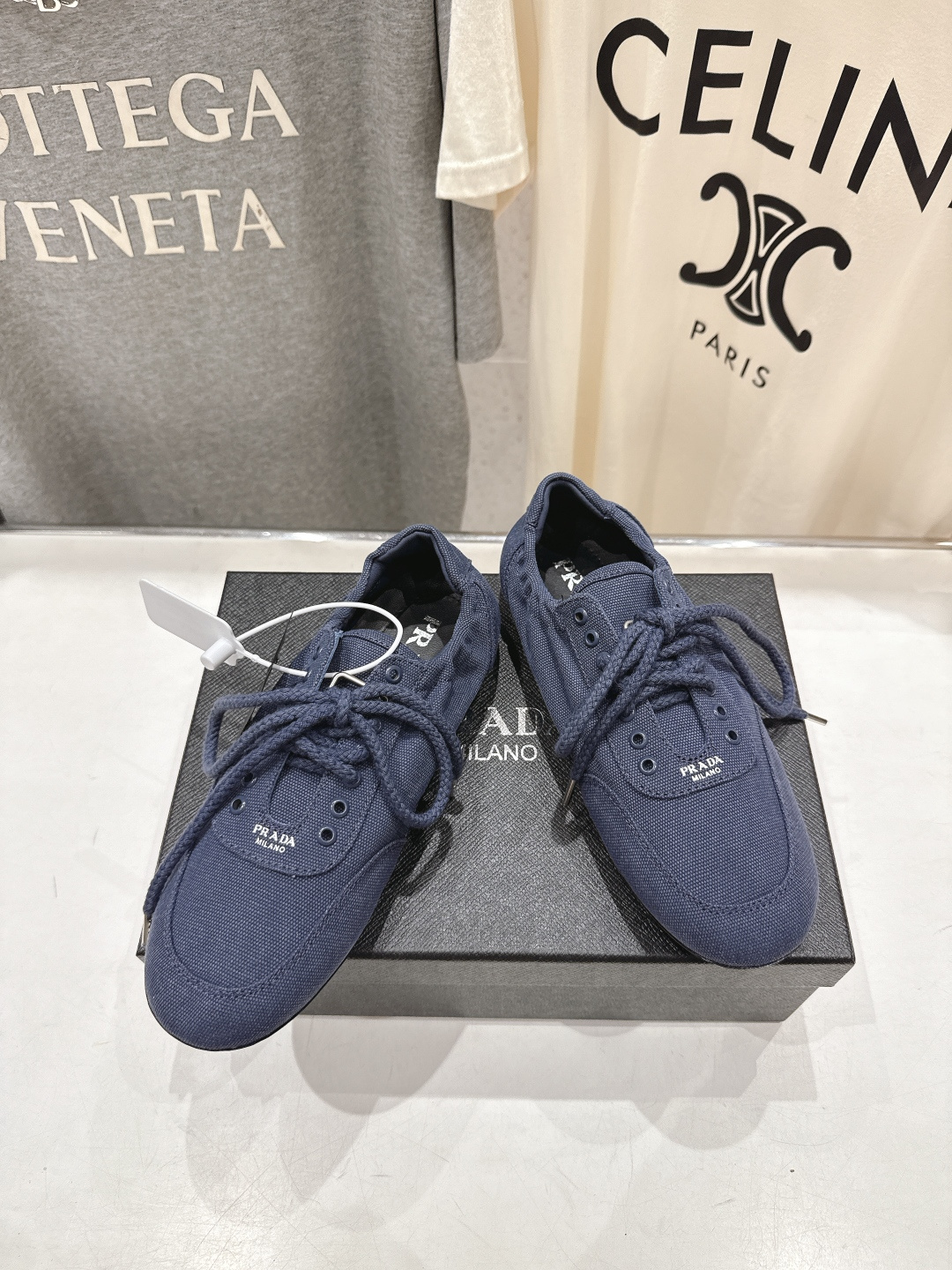 高版本出厂 Prada*普拉达P家26ssF029～new新款系带休闲鞋德训鞋，低调奢华懒人鞋，富人的不