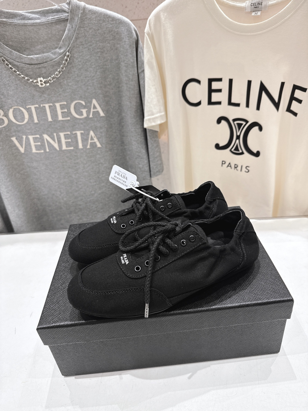 高版本出厂 Prada*普拉达P家26ssF029～new新款系带休闲鞋德训鞋，低调奢华懒人鞋，富人的不