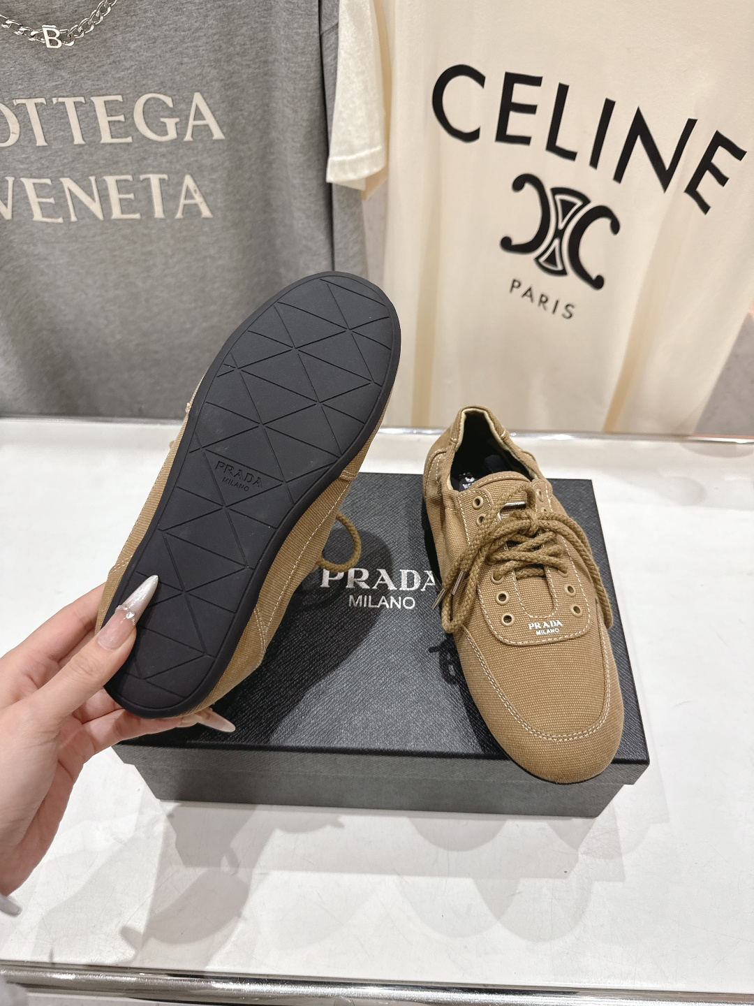高版本出厂 Prada*普拉达P家26ssF029～new新款系带休闲鞋德训鞋，低调奢华懒人鞋，富人的不