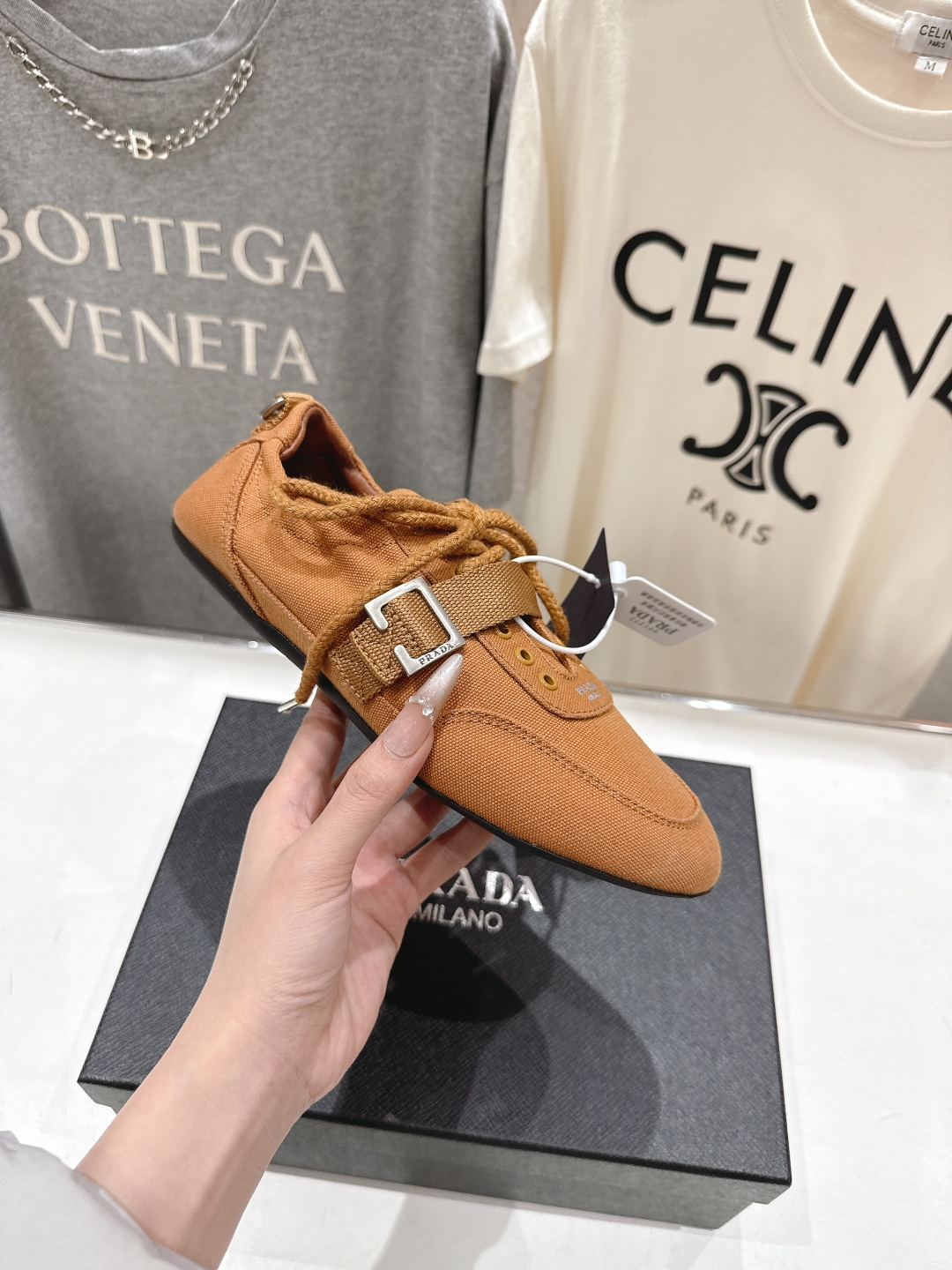 高版本出厂 Prada*普拉达P家26ssF029～new新款系带休闲鞋德训鞋，低调奢华懒人鞋，富人的不