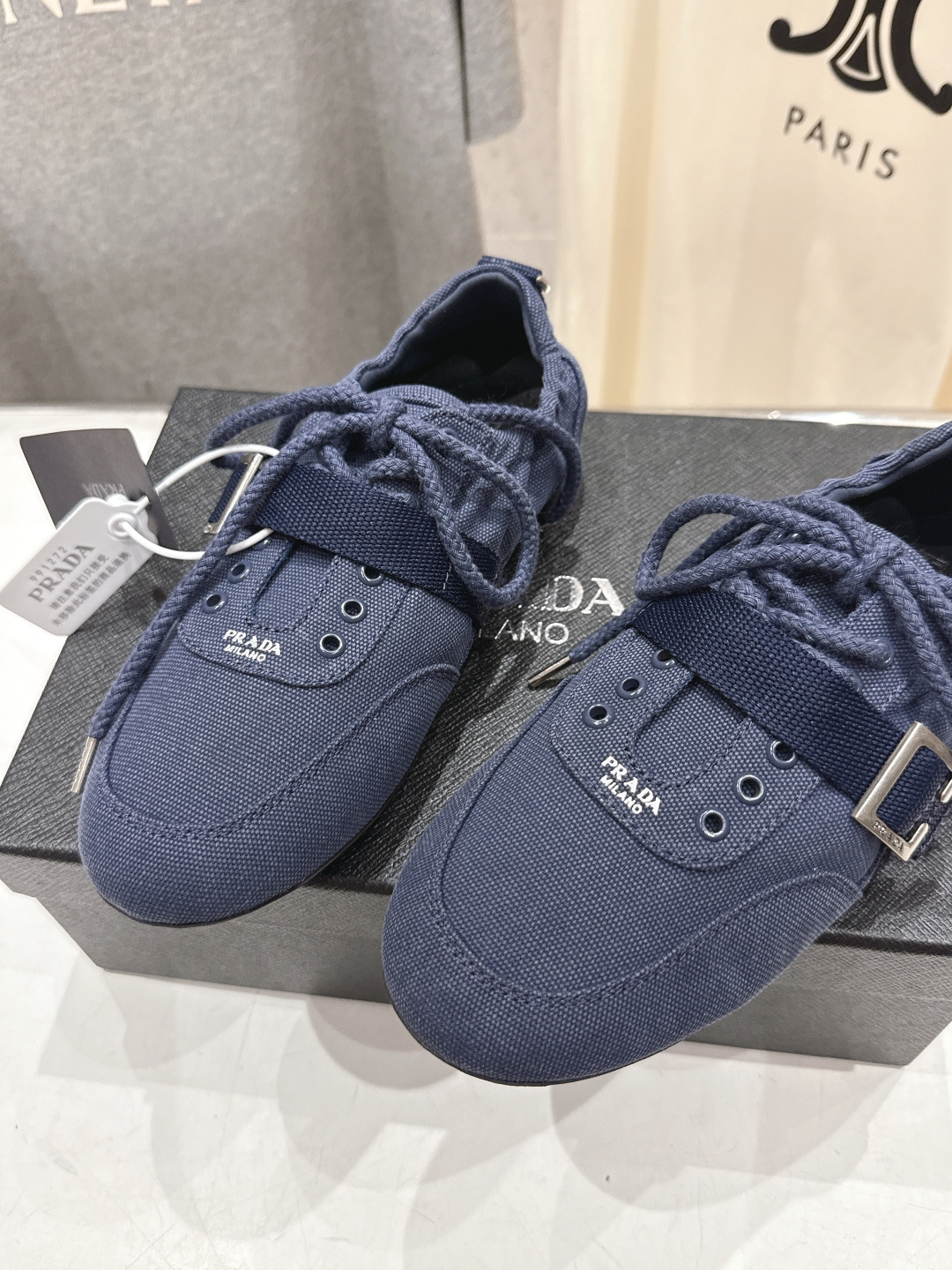 高版本出厂 Prada*普拉达P家26ssF029～new新款系带休闲鞋德训鞋，低调奢华懒人鞋，富人的不