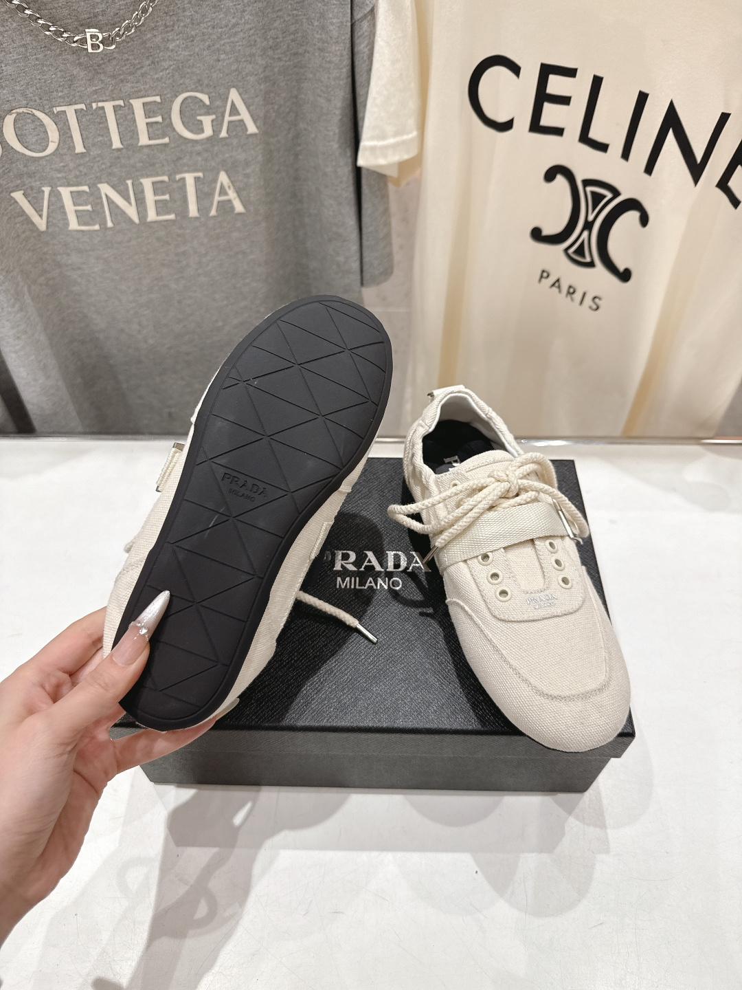 高版本出厂 Prada*普拉达P家26ssF029～new新款系带休闲鞋德训鞋，低调奢华懒人鞋，富人的不