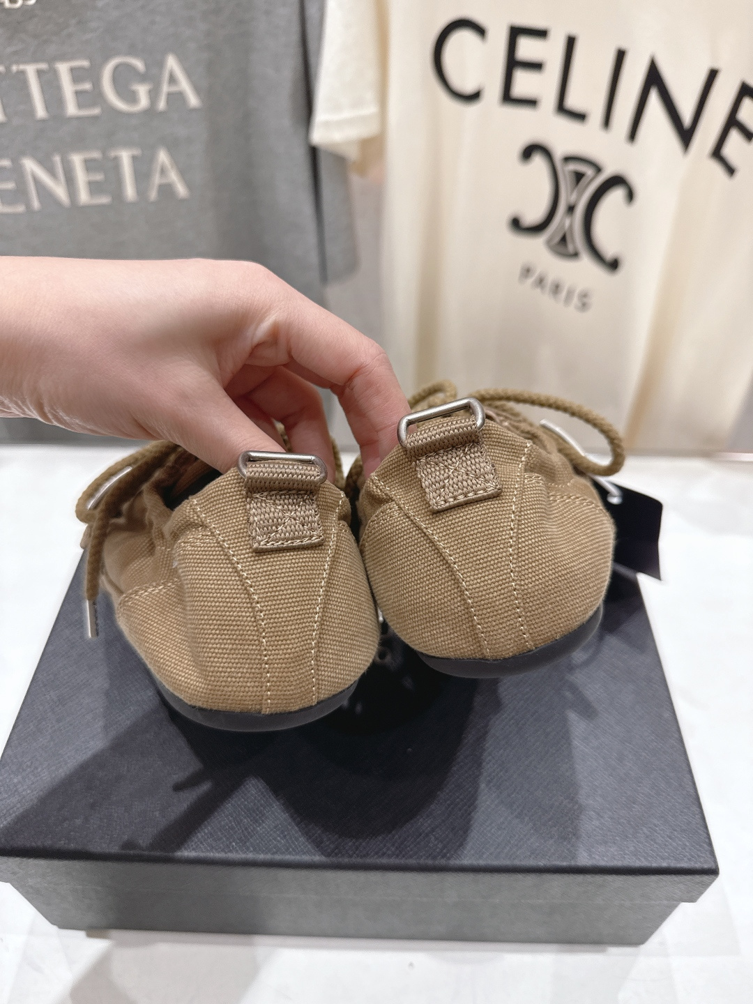 高版本出厂 Prada*普拉达P家26ssF029～new新款系带休闲鞋德训鞋，低调奢华懒人鞋，富人的不