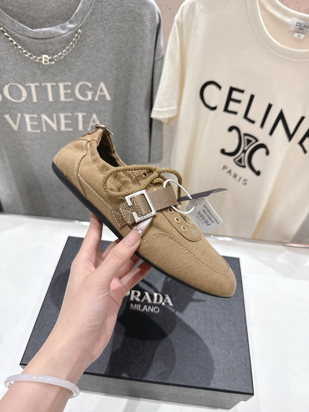 高版本出厂 Prada*普拉达P家26ssF029～new新款系带休闲鞋德训鞋，低调奢华懒人鞋，富人的不