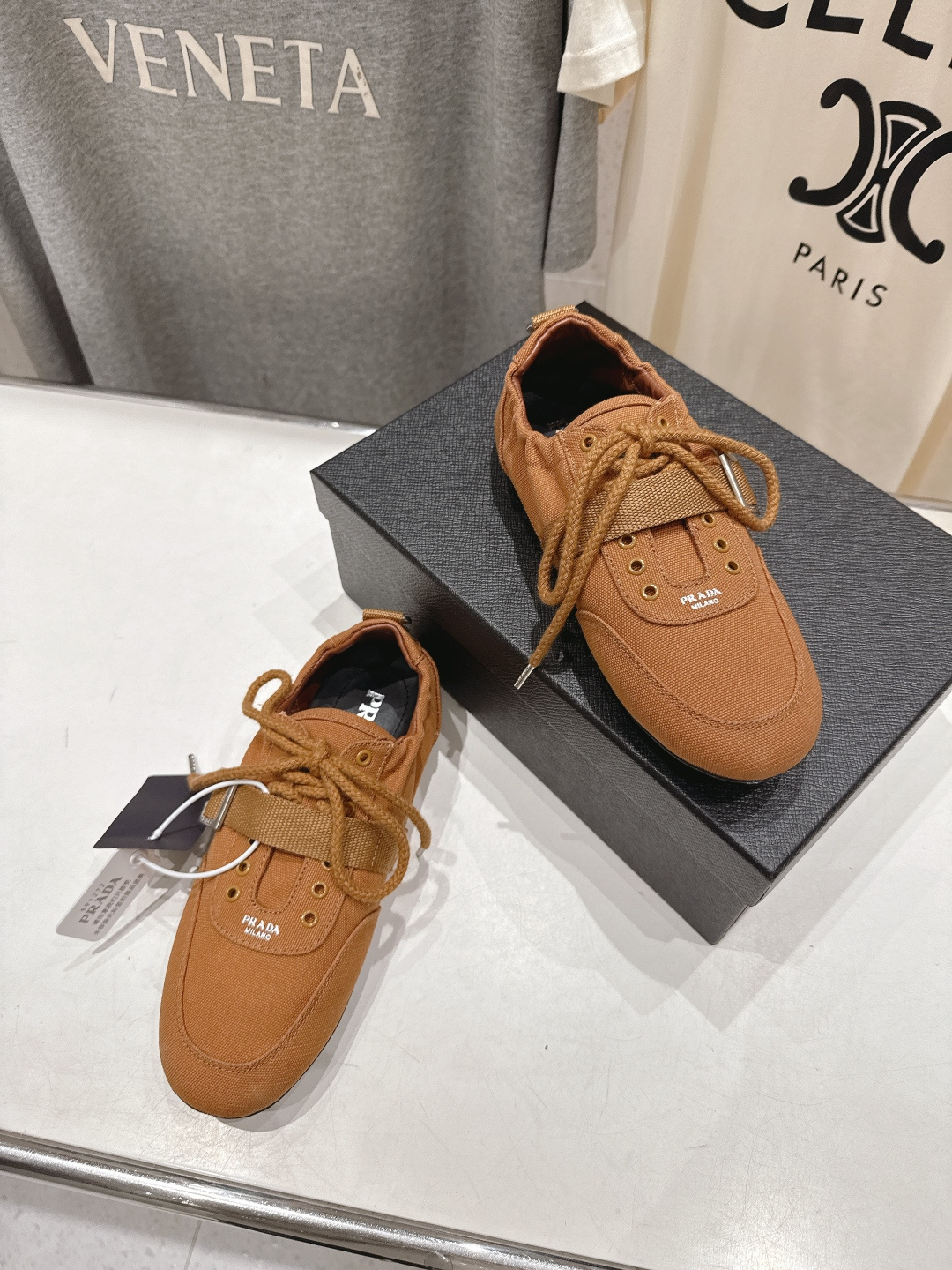 高版本出厂 Prada*普拉达P家26ssF029～new新款系带休闲鞋德训鞋，低调奢华懒人鞋，富人的不