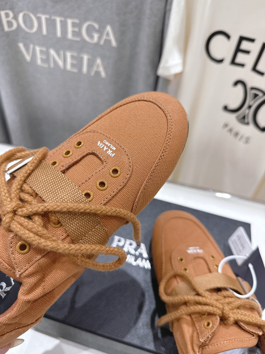 高版本出厂 Prada*普拉达P家26ssF029～new新款系带休闲鞋德训鞋，低调奢华懒人鞋，富人的不