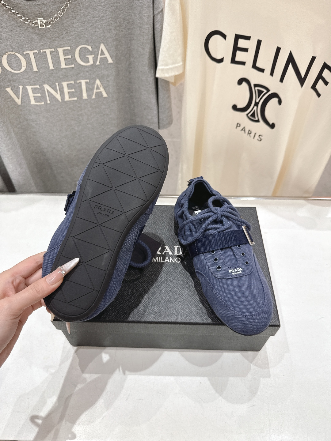 高版本出厂 Prada*普拉达P家26ssF029～new新款系带休闲鞋德训鞋，低调奢华懒人鞋，富人的不