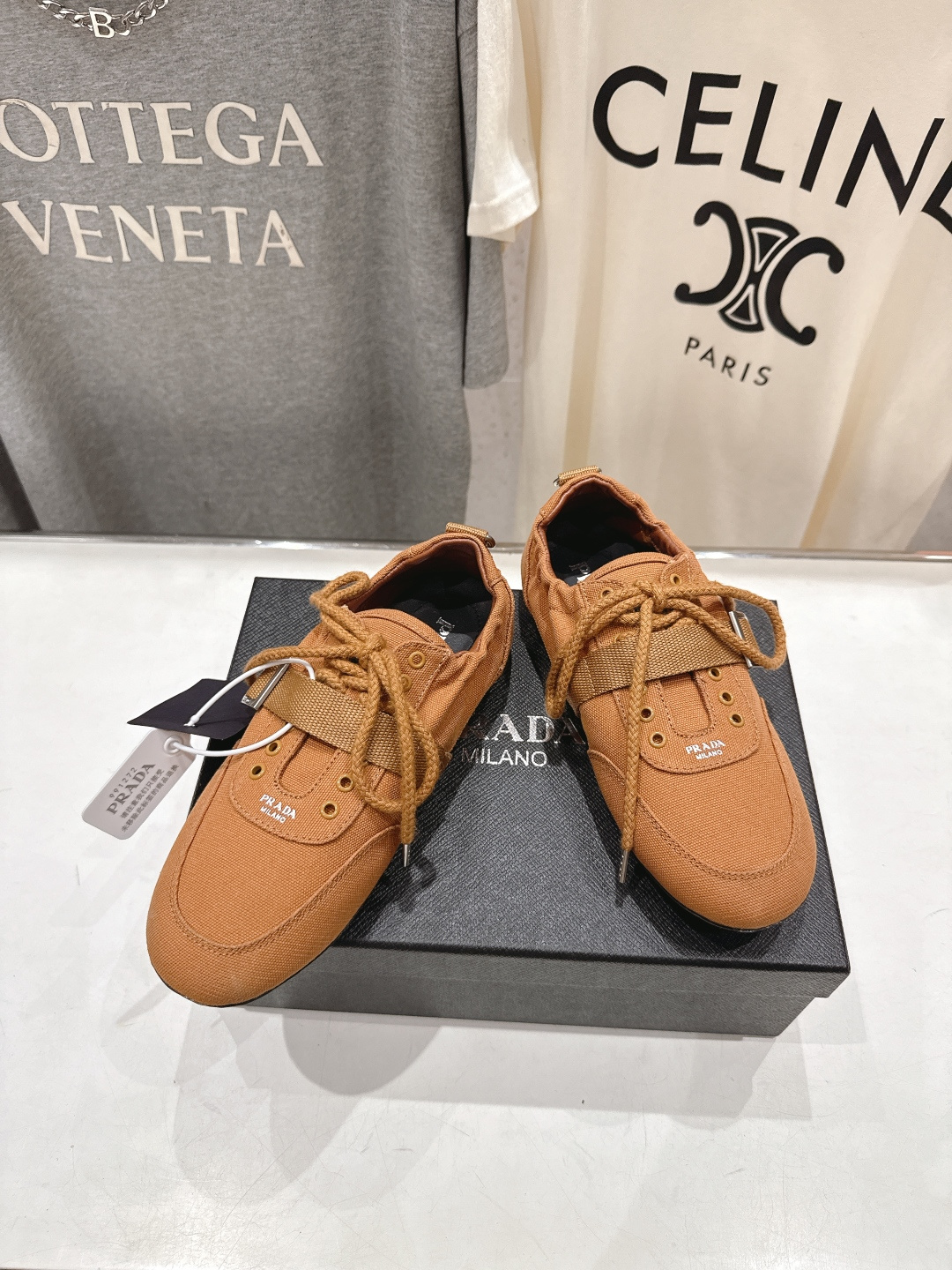 高版本出厂 Prada*普拉达P家26ssF029～new新款系带休闲鞋德训鞋，低调奢华懒人鞋，富人的不