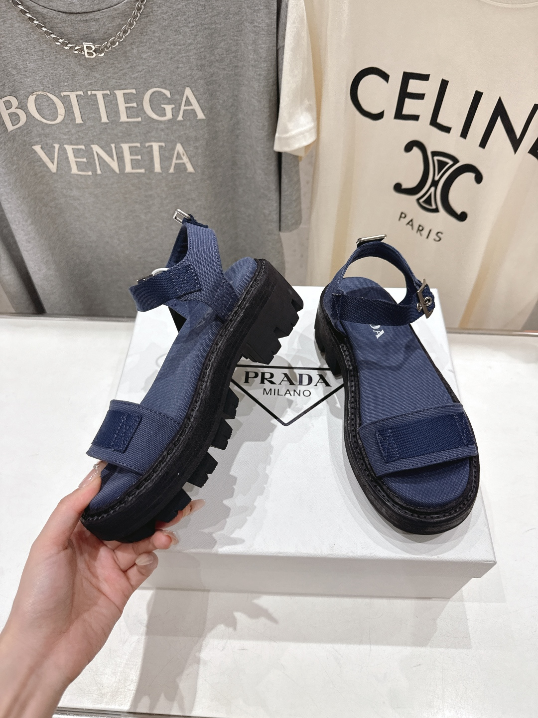 高版本出厂 Prada/普拉达F029 2026ss夏季新款复古风沙滩厚底凉鞋这个鞋型真的属于经典不会过