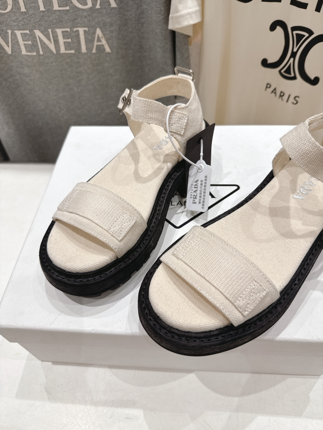 高版本出厂 Prada/普拉达F029 2026ss夏季新款复古风沙滩厚底凉鞋这个鞋型真的属于经典不会过