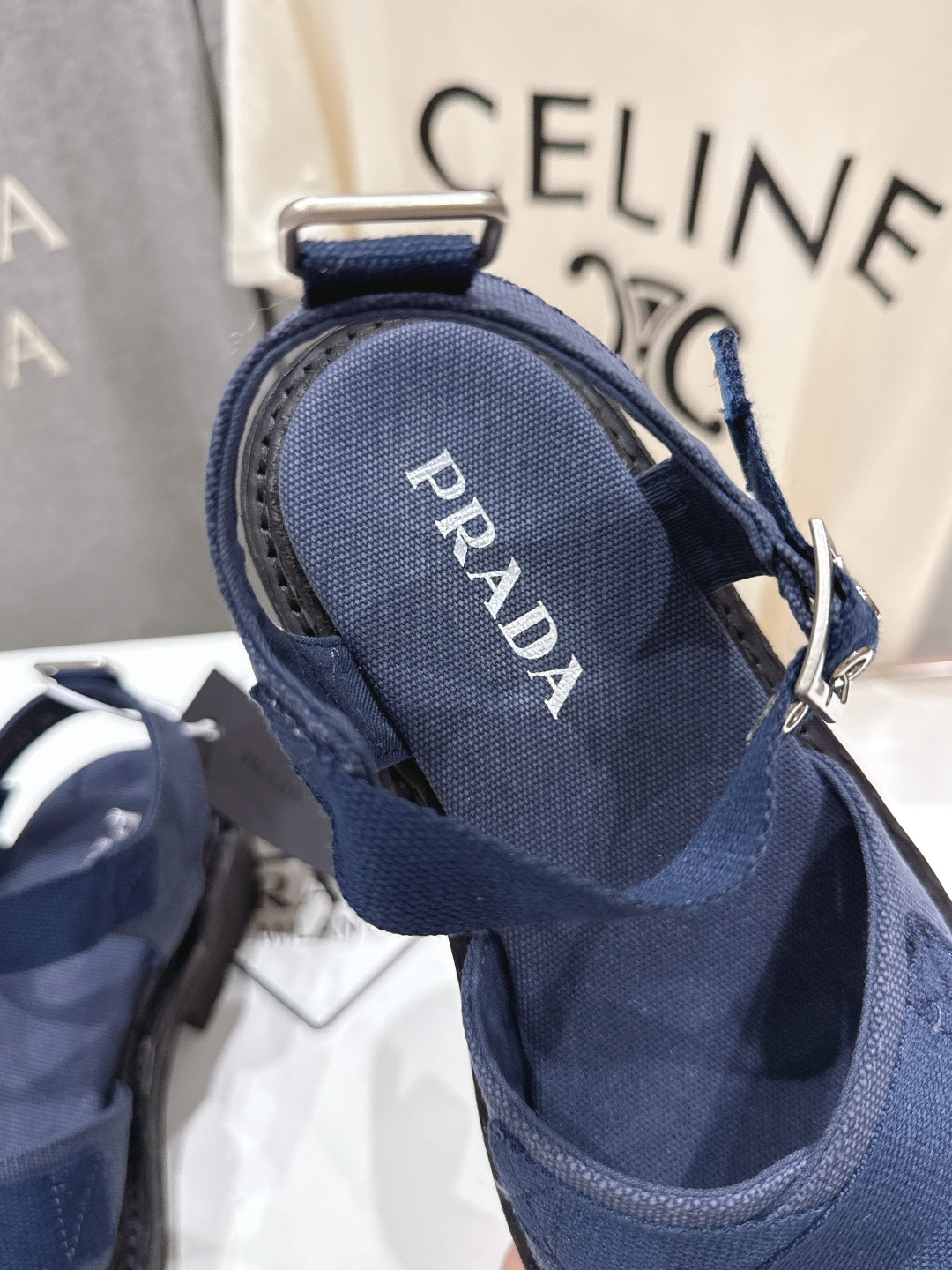 高版本出厂 Prada/普拉达F029 2026ss夏季新款复古风沙滩厚底凉鞋这个鞋型真的属于经典不会过